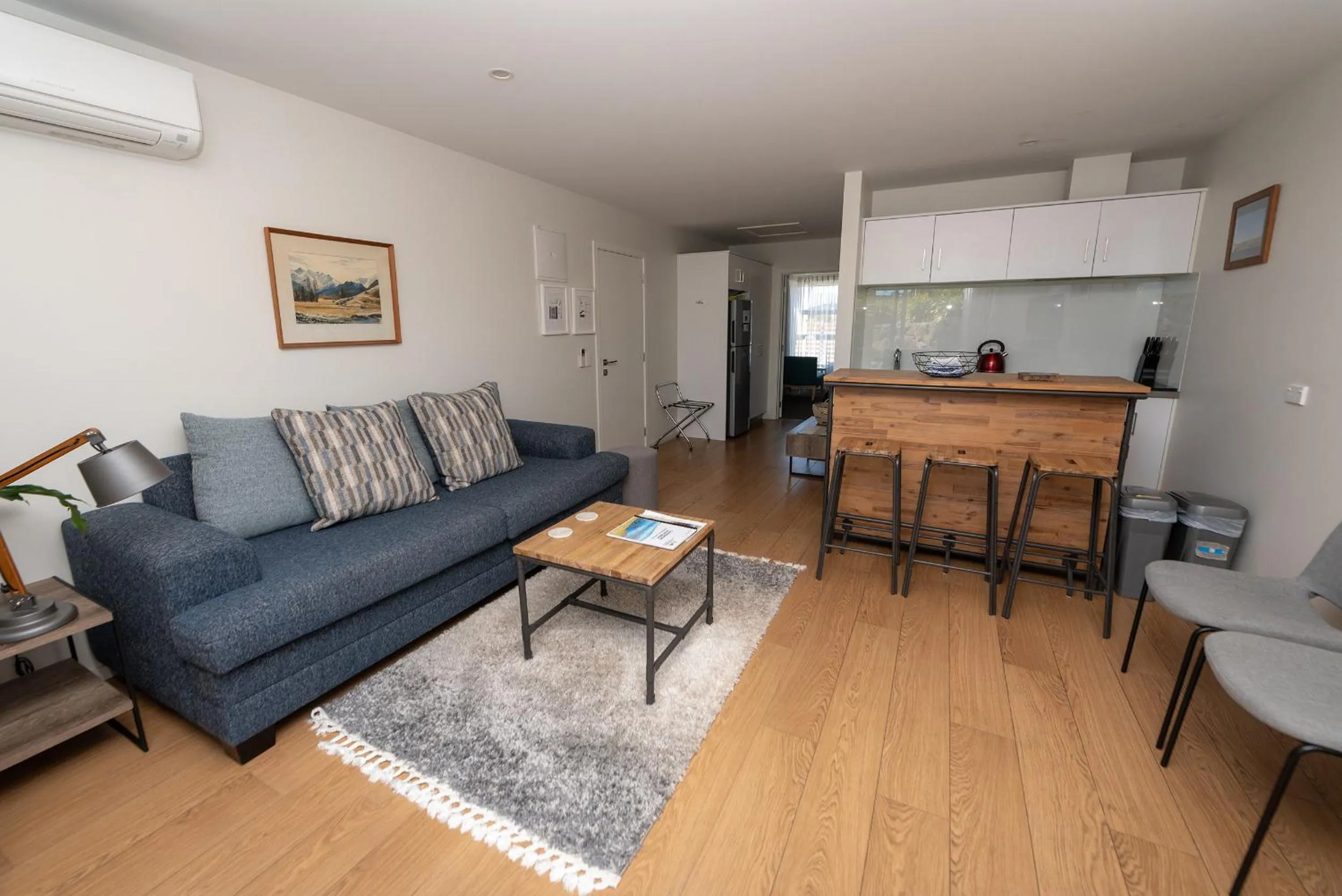Kitchen or kitchenette in Cairnsmore Apartment - Lake Tekapo