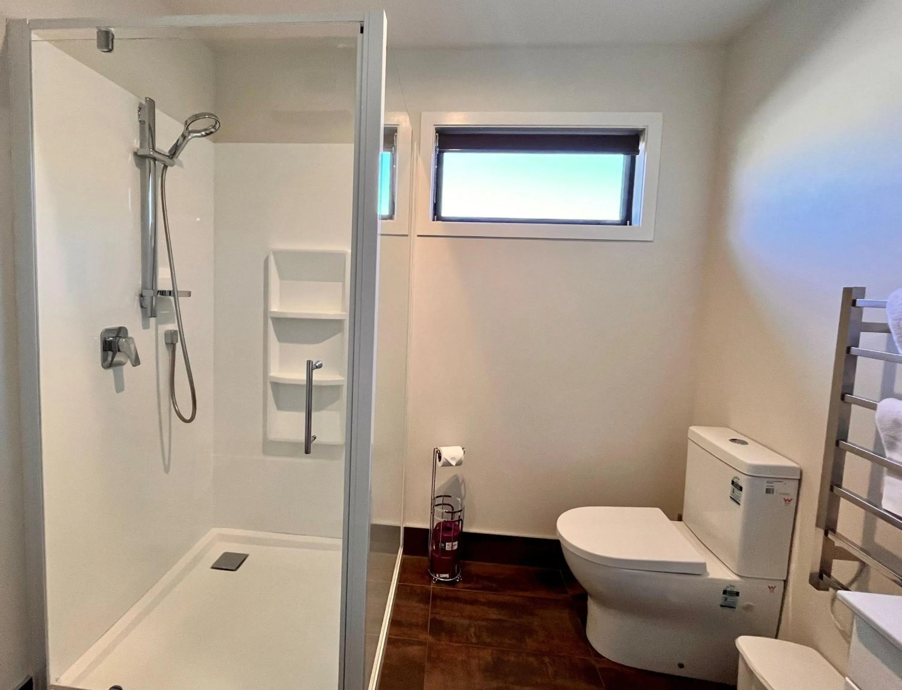 Shower in Cairnsmore Apartment - Lake Tekapo