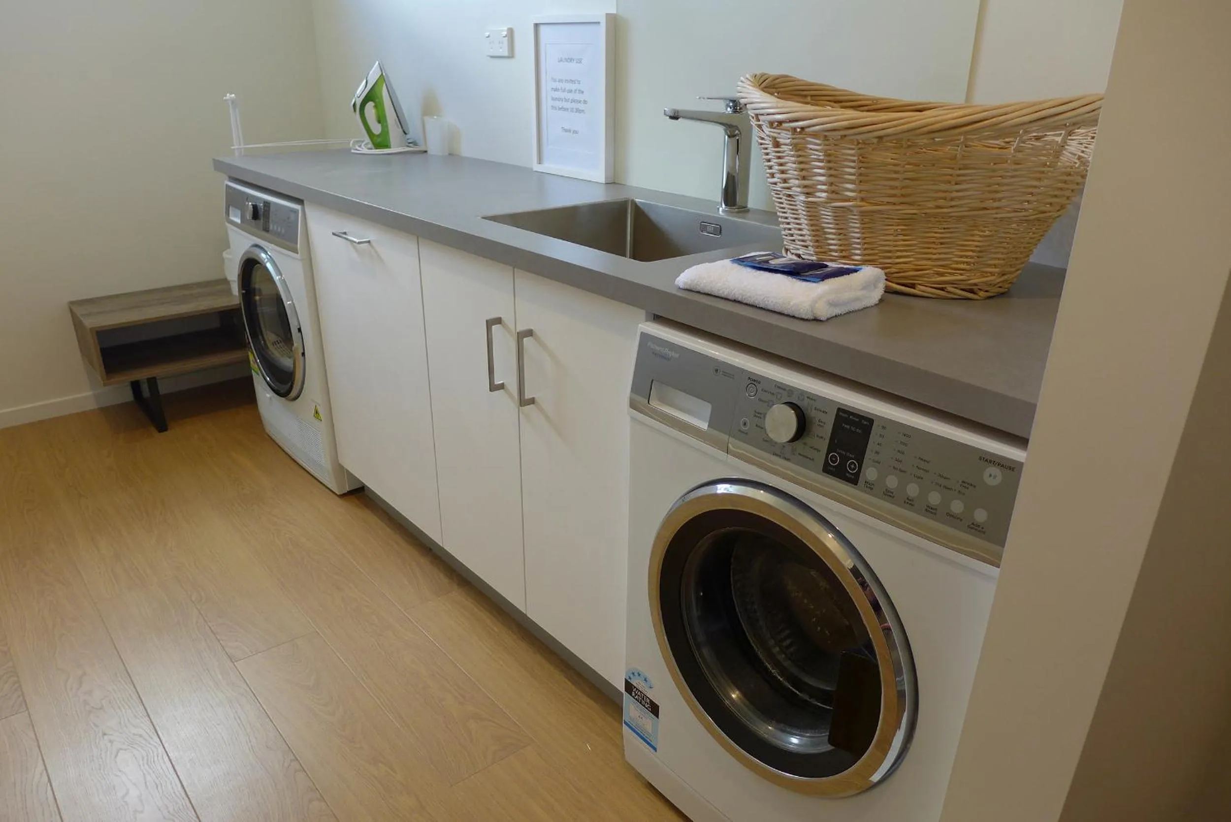 Area and facilities in Cairnsmore Apartment - Lake Tekapo