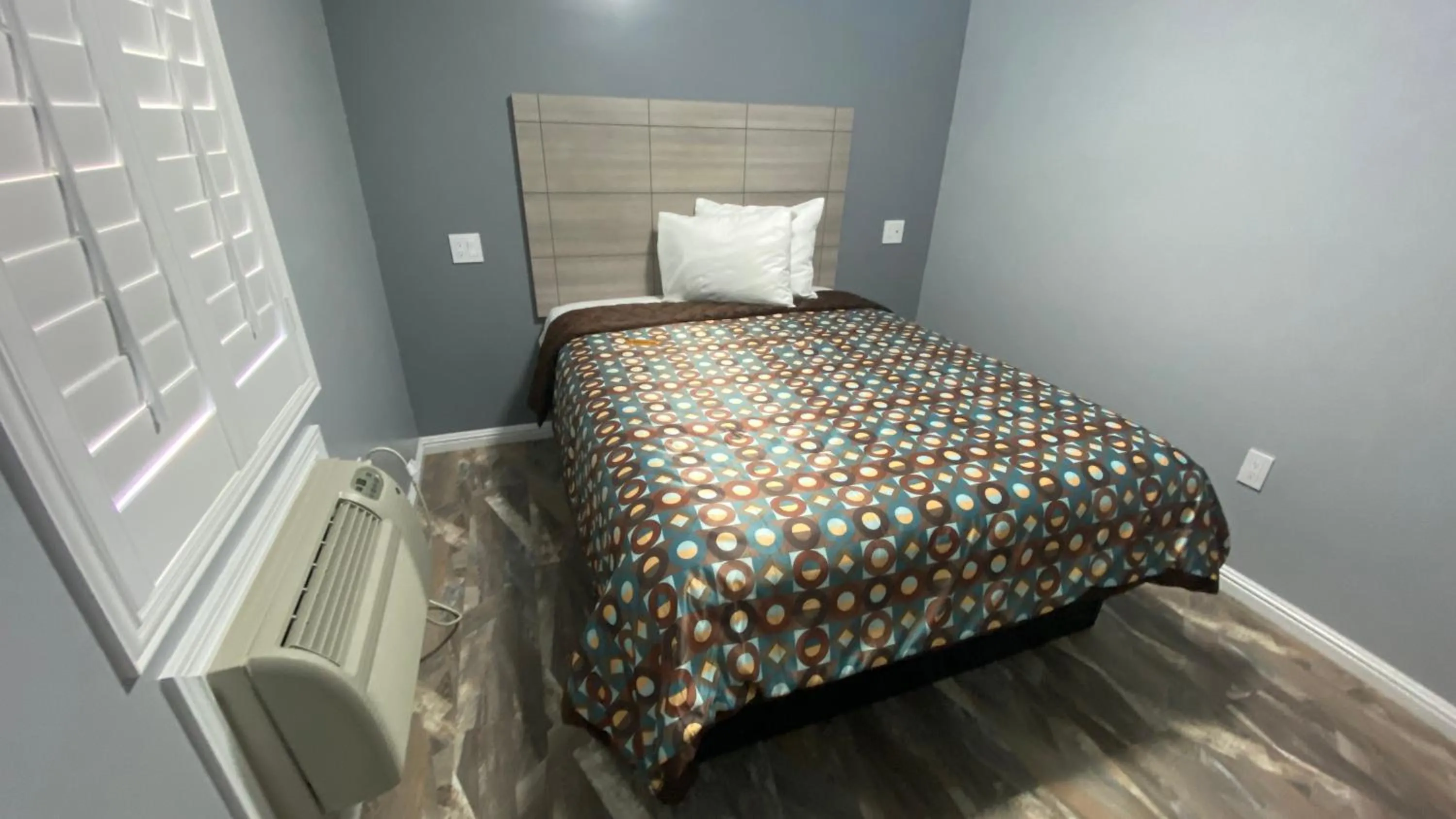 La Perla motel