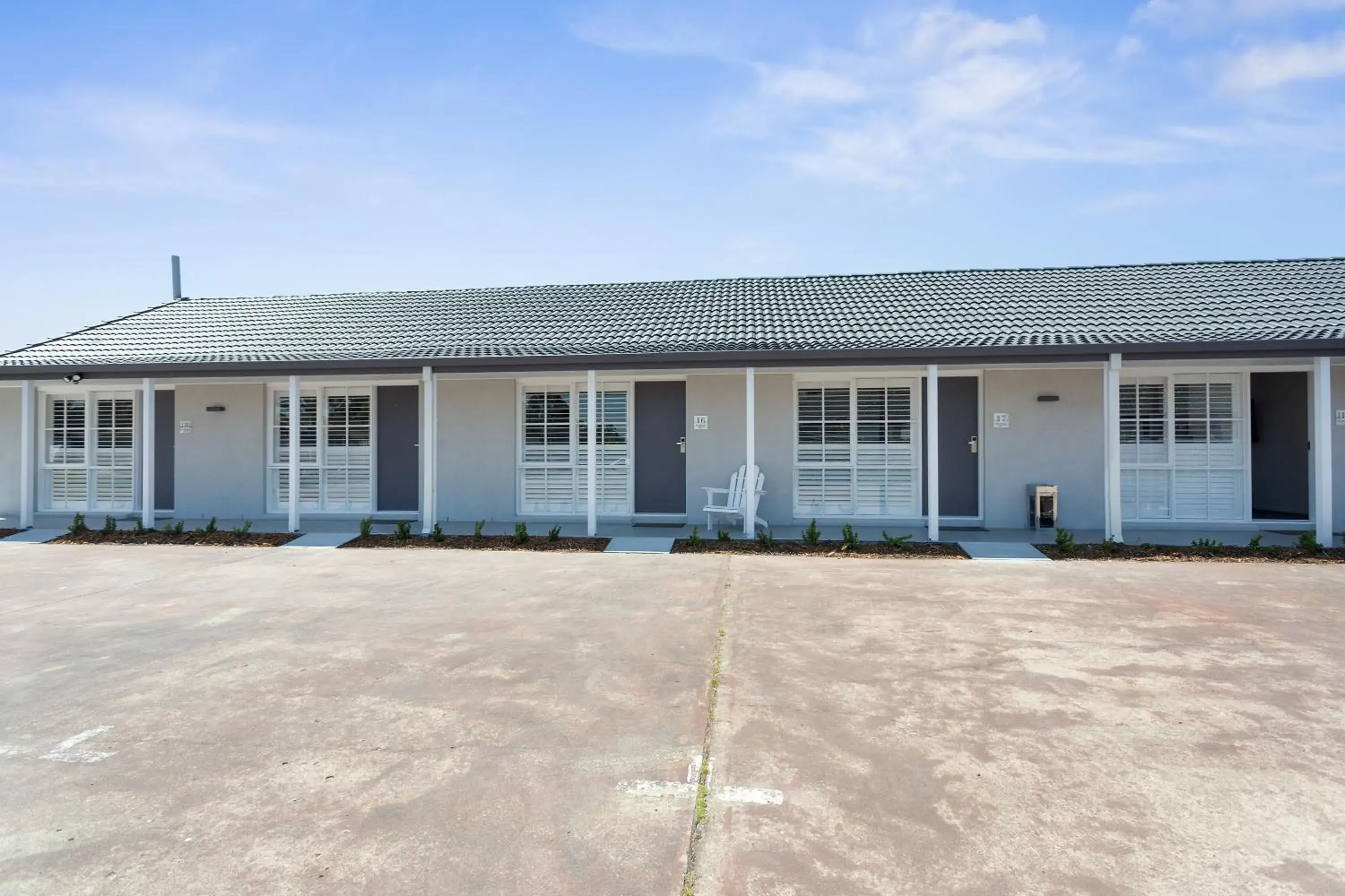 Property building in Sanctuary Inn on Westernport Property building in Sanctuary Inn on Westernport