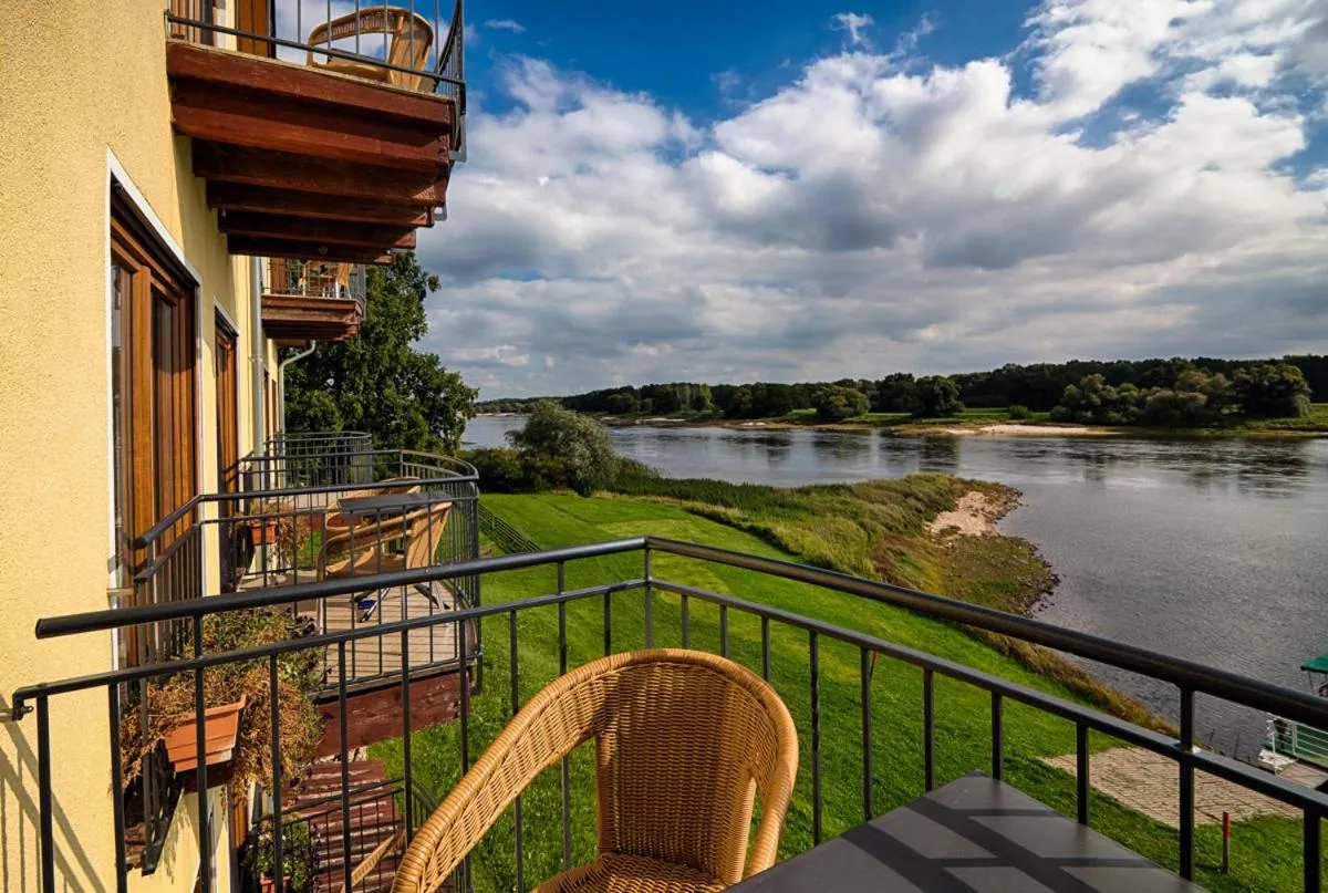 Garden view in Elbterrassen zu Brambach