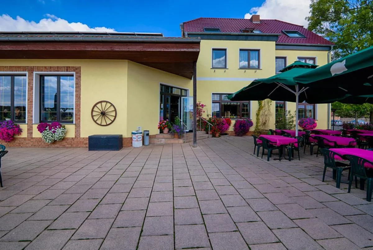 Restaurant/places to eat in Elbterrassen zu Brambach