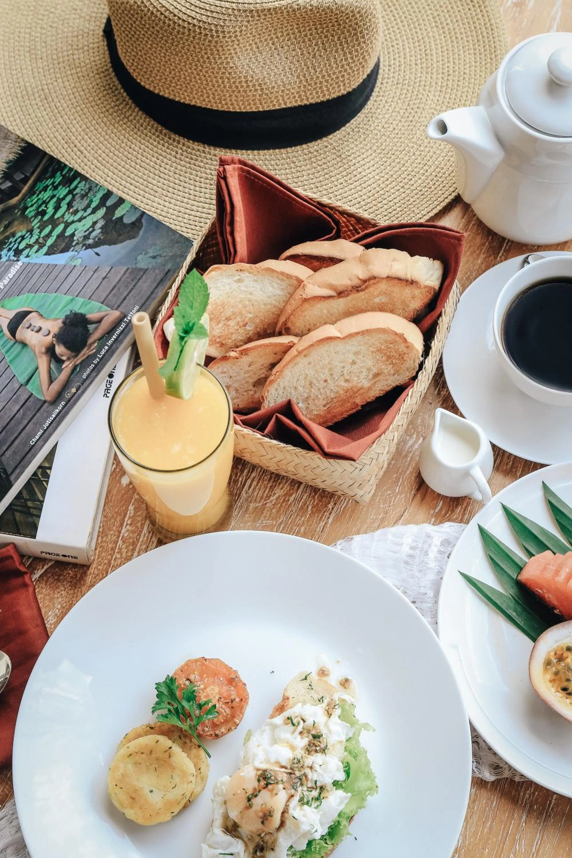 Food and drinks in Sitala Suite