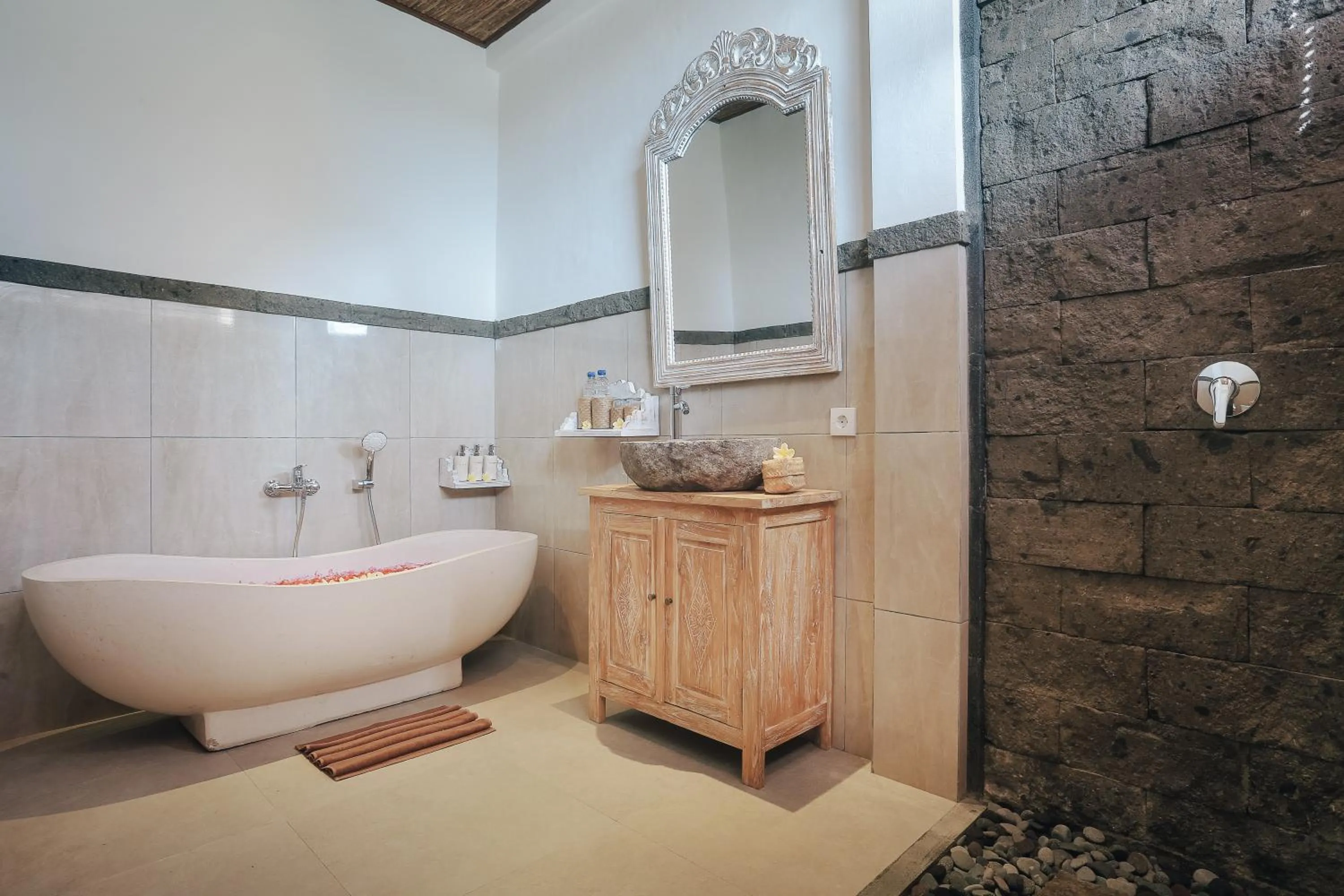 Bathroom in Sitala Suite