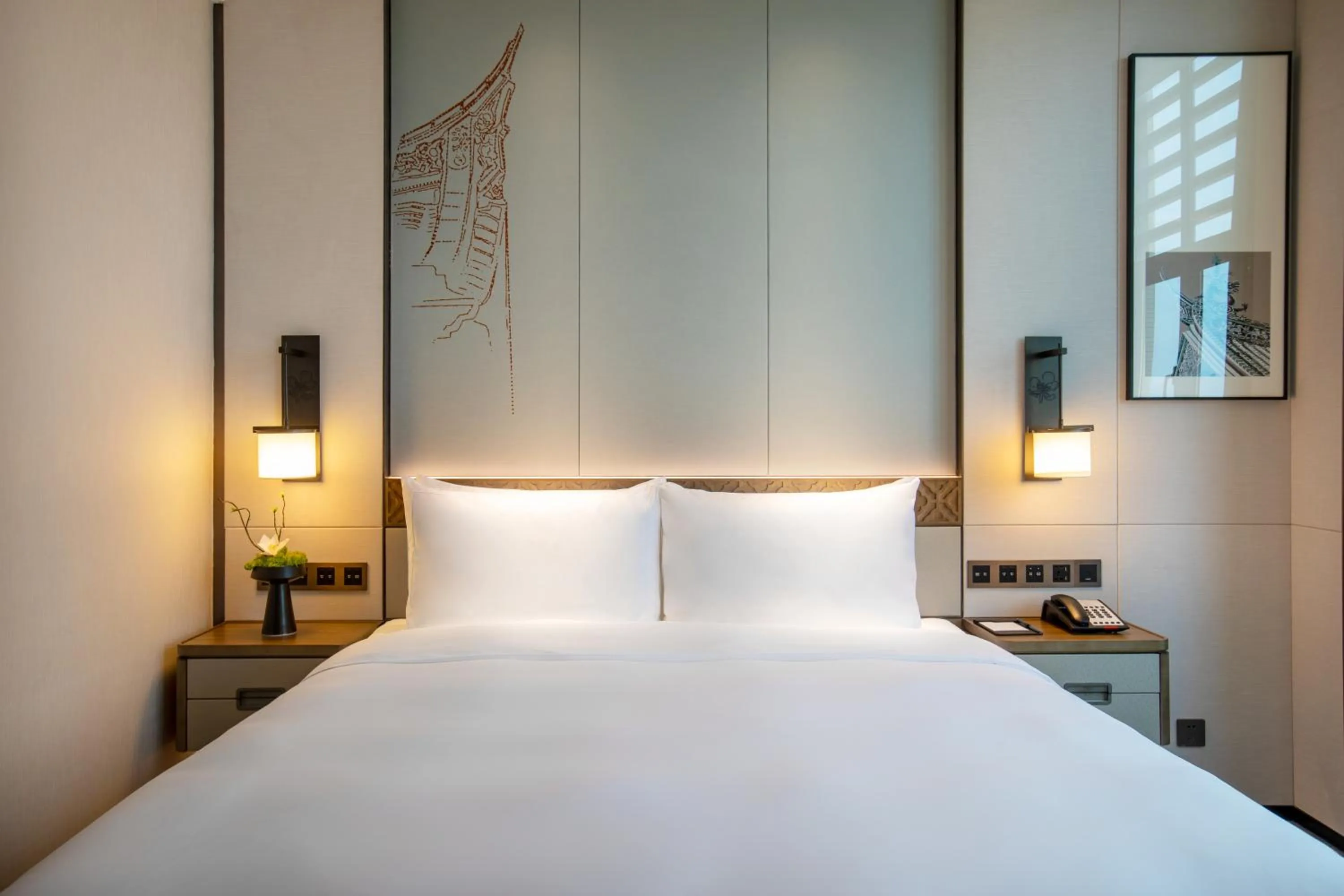 People, Bed in C&D Hotel,Xiamen Xiang'an-Late Check Out & Free Welcome Snacks