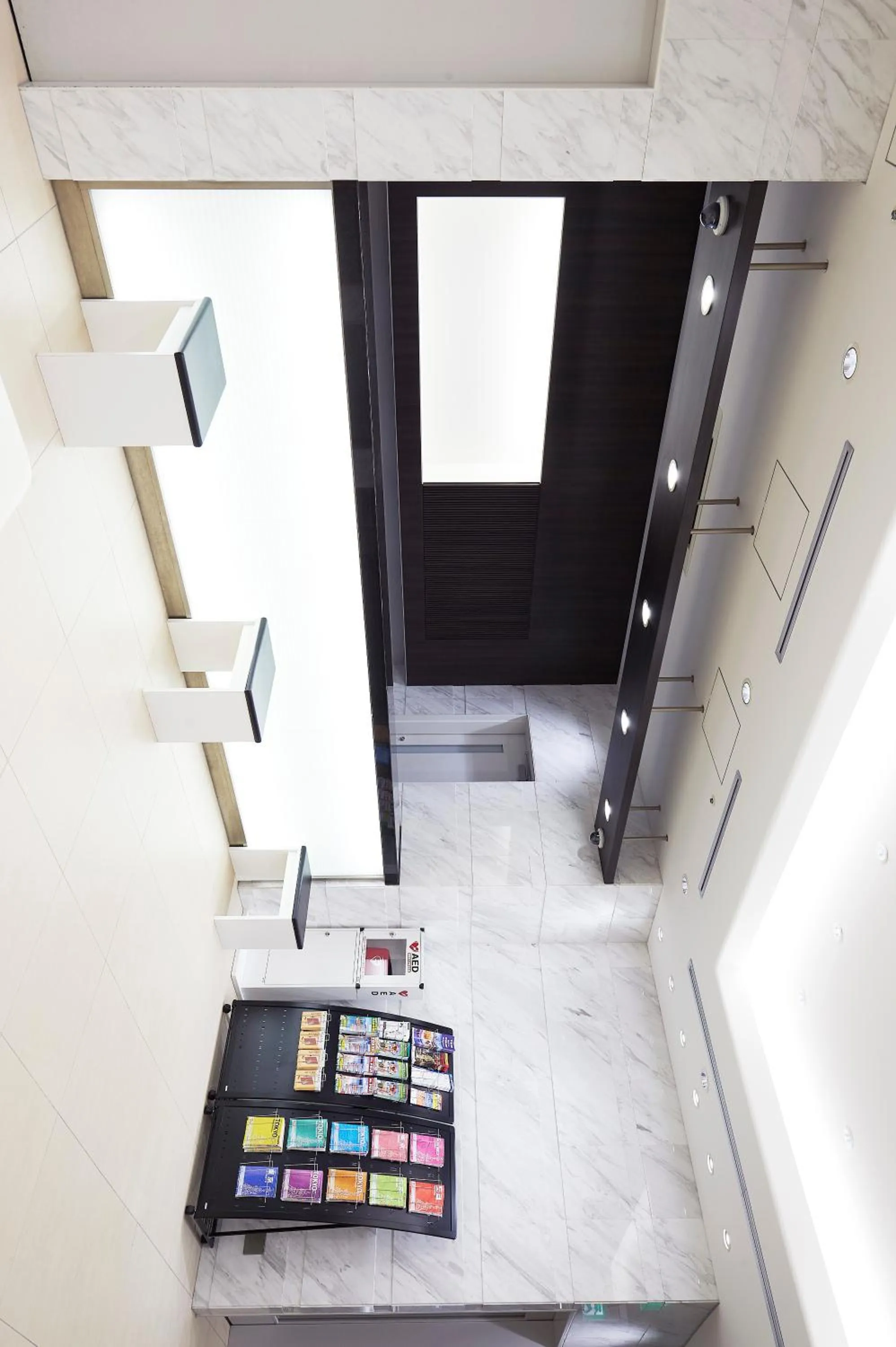 Lobby or reception in Sotetsu Fresa Inn Kanda-Otemachi