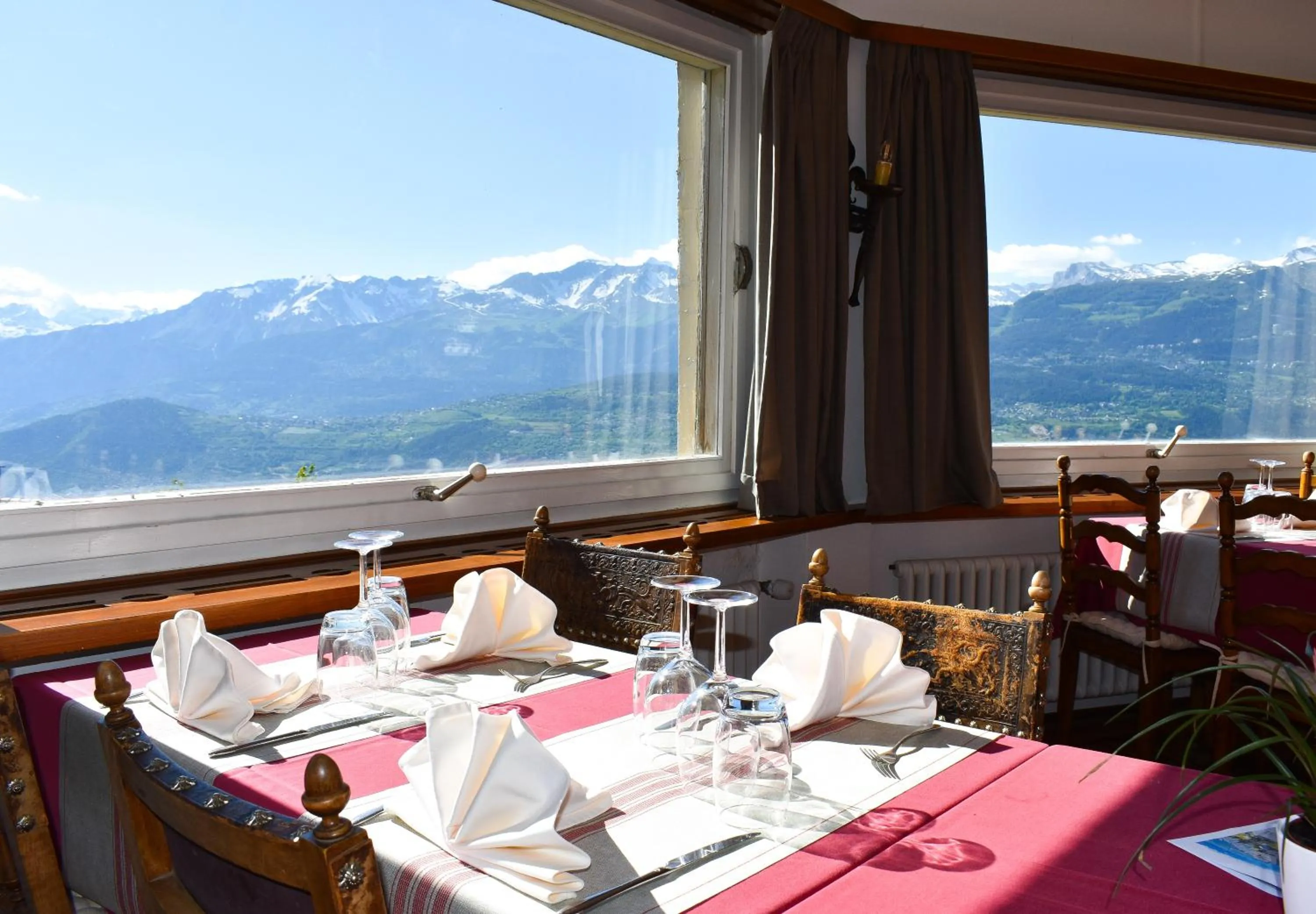 Breakfast in Hostellerie d'Orzival