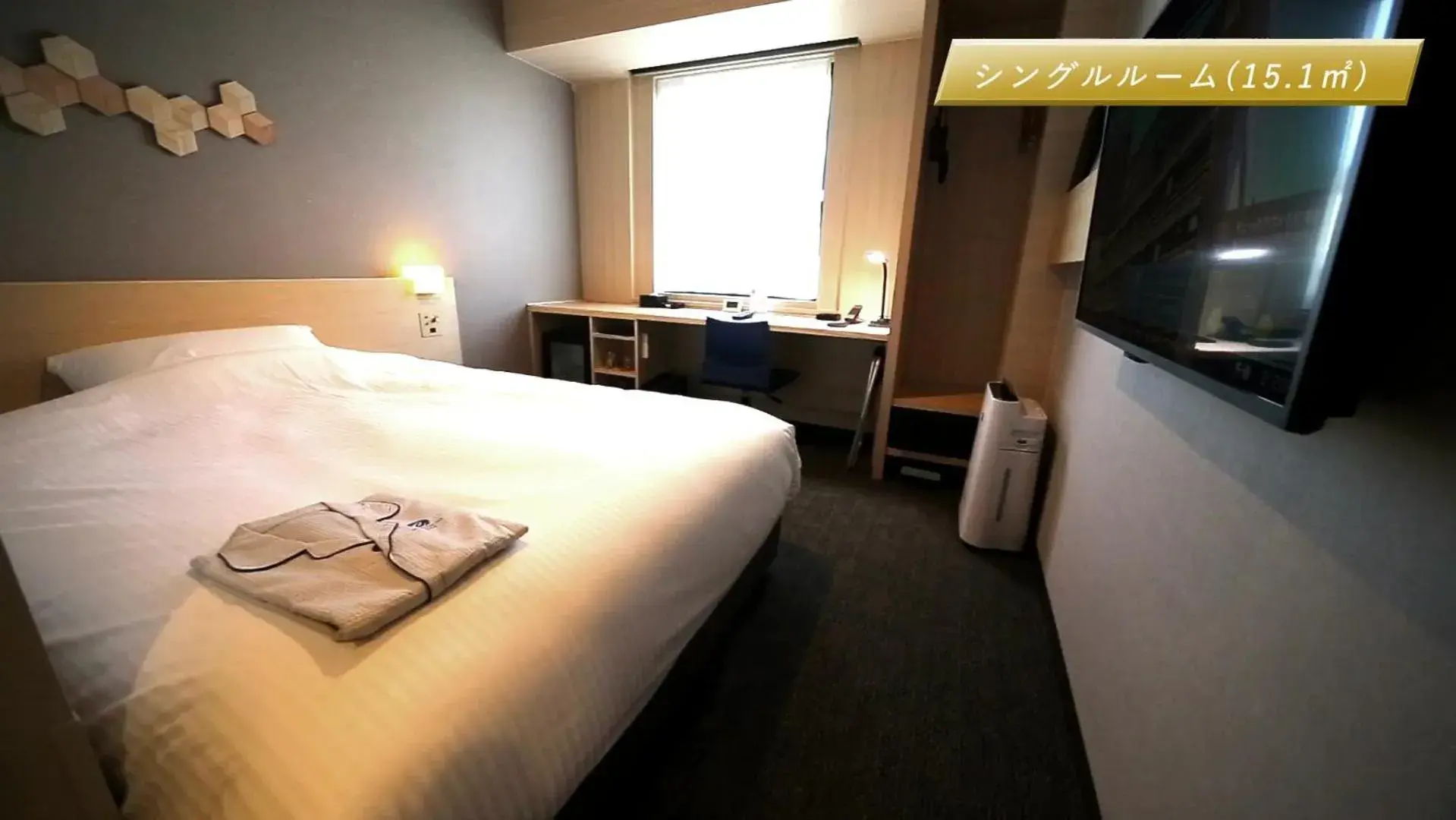 Bed in JR Clement Inn Kochi Bed in JR Clement Inn Kochi