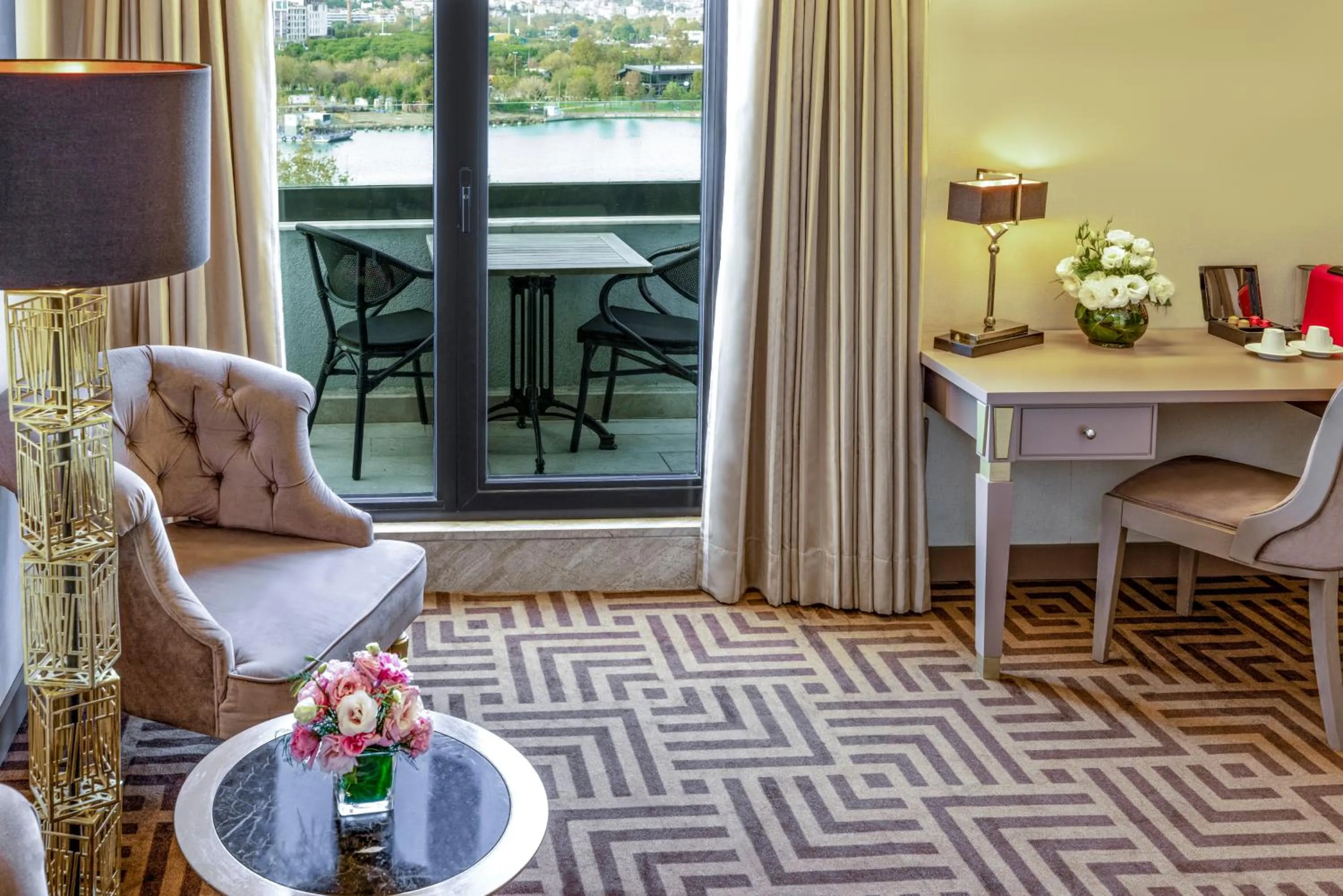 Seating area in Ramada by Wyndham Istanbul Golden Horn