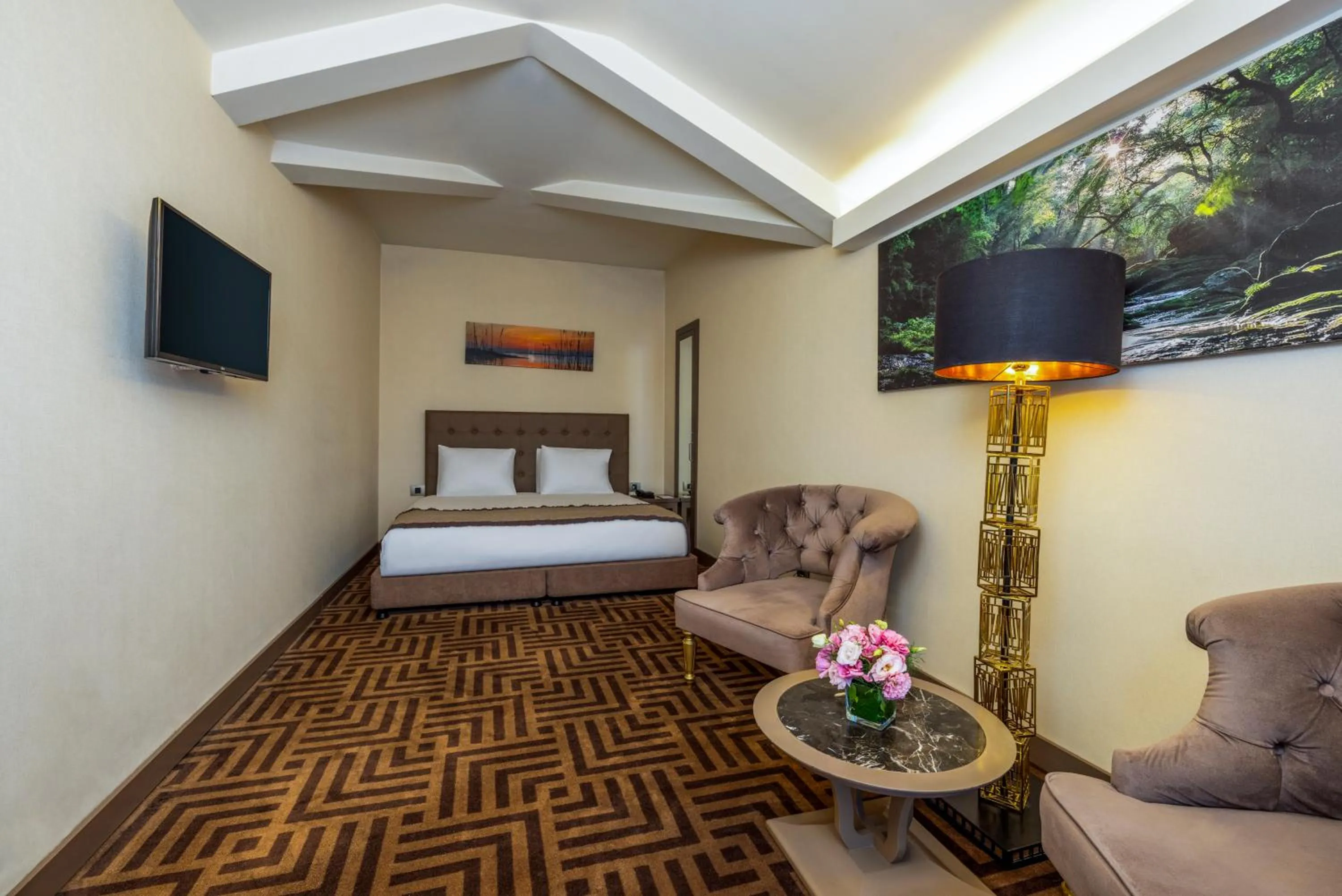 Living room, Bed in Ramada by Wyndham Istanbul Golden Horn