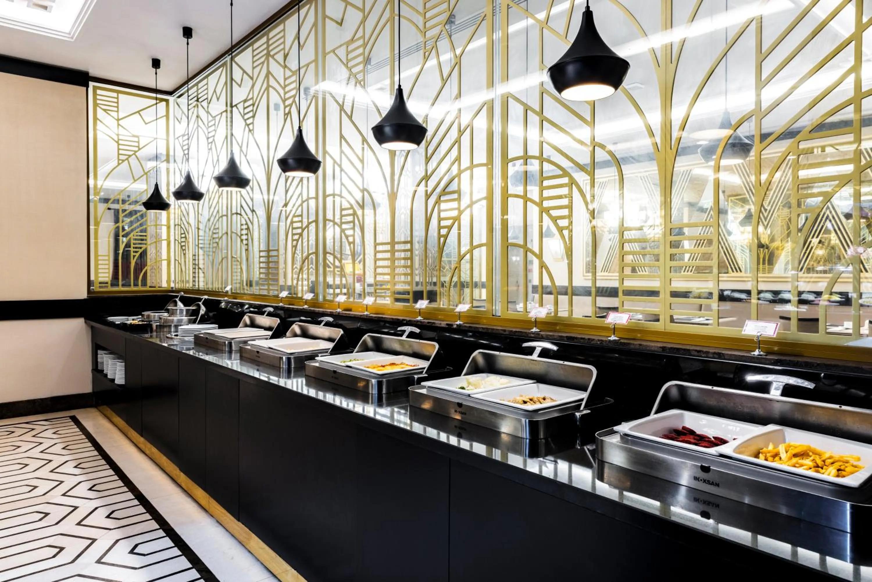 Food and drinks in Ramada by Wyndham Istanbul Golden Horn