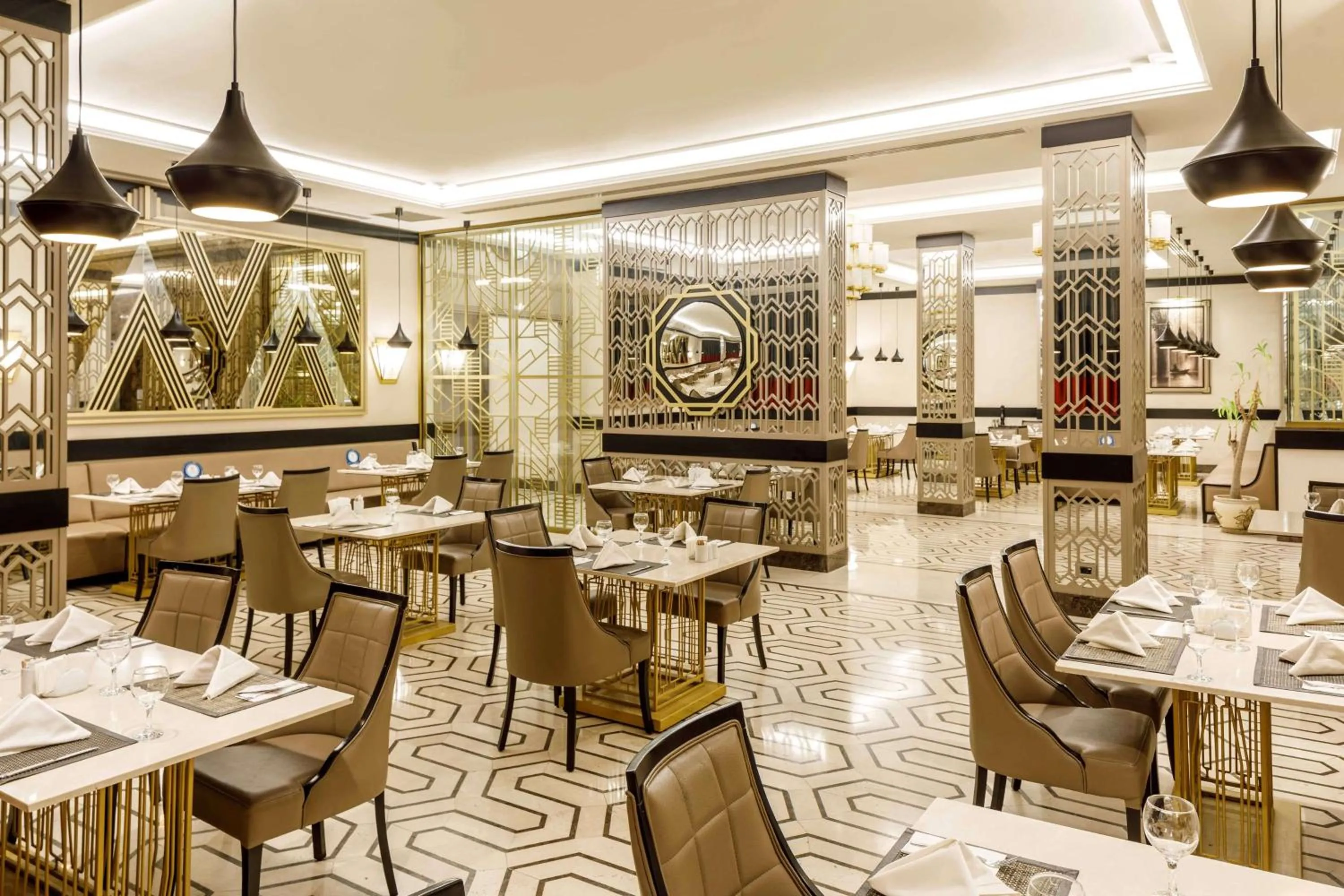 Restaurant/places to eat in Ramada by Wyndham Istanbul Golden Horn