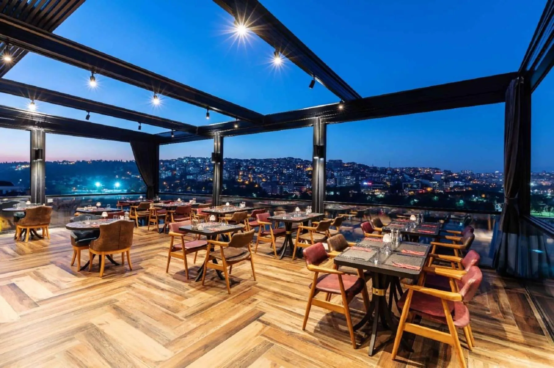 Restaurant/places to eat in Ramada by Wyndham Istanbul Golden Horn