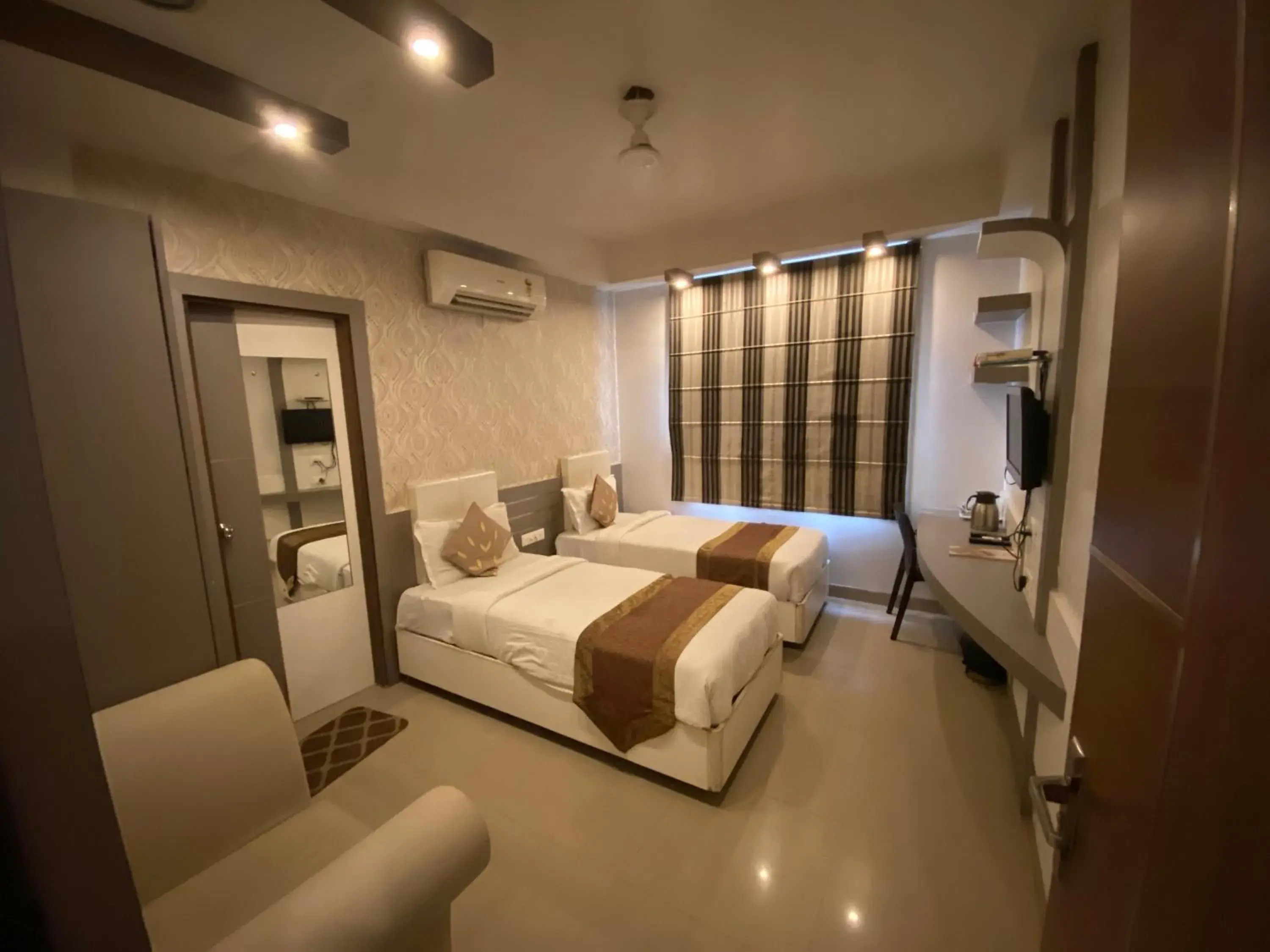 Bedroom, Bed in Starlit Select Nirvana Bedroom, Bed in Starlit Select Nirvana