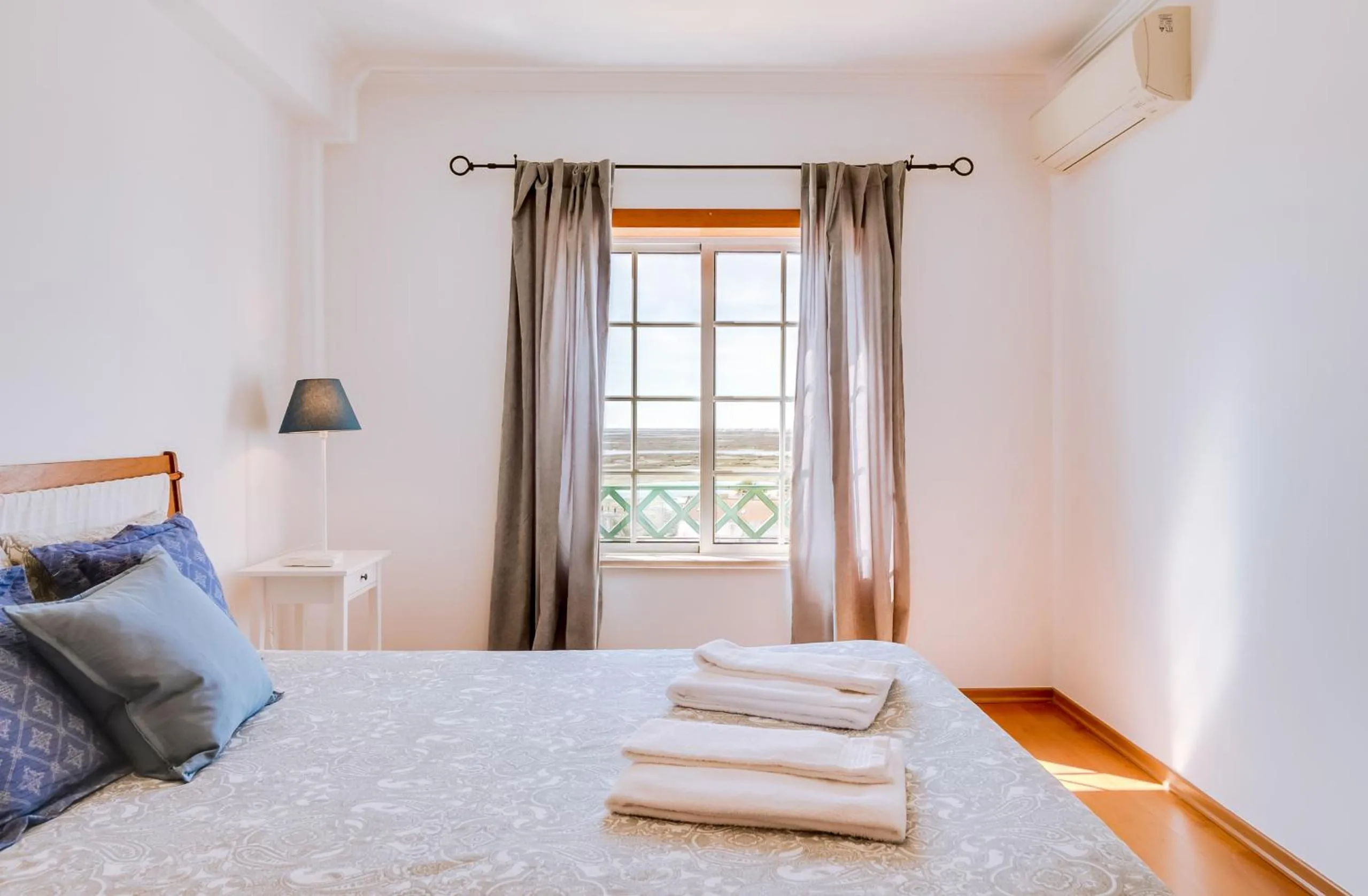 Bed in The Nest Apartment - Sea View - Faro