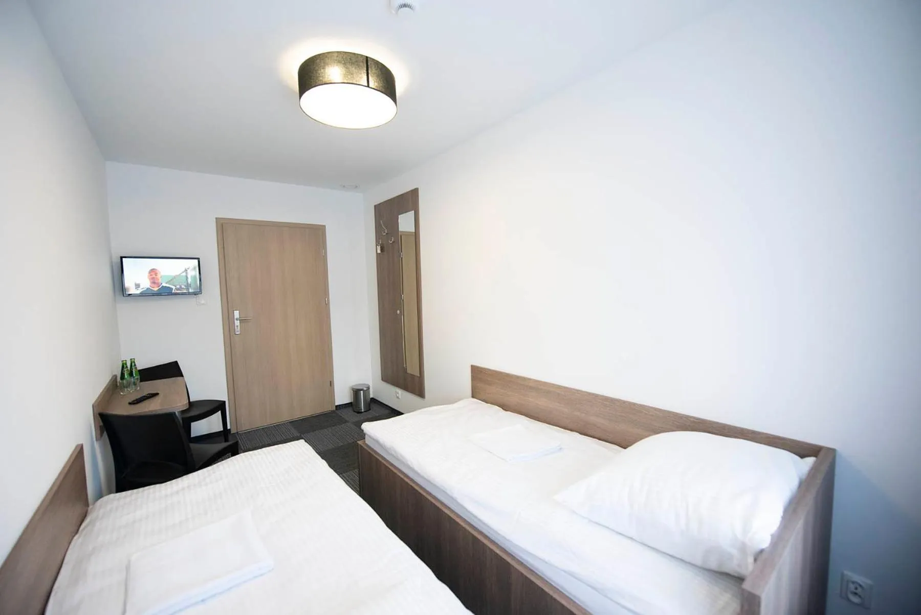 Photo of the whole room in Hostel SMS FREE PARKING