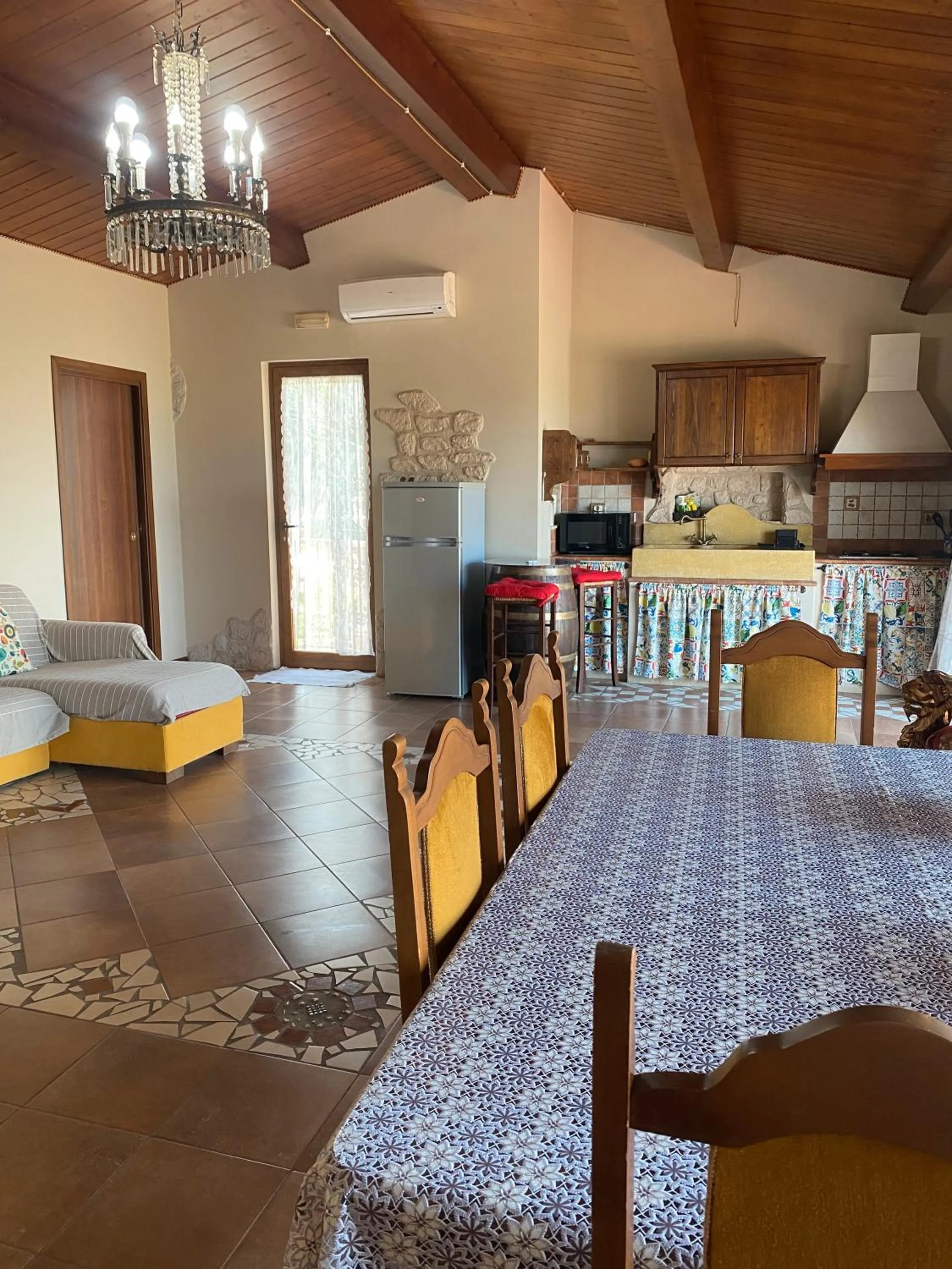 Property building in Ai confini dell Etna 1