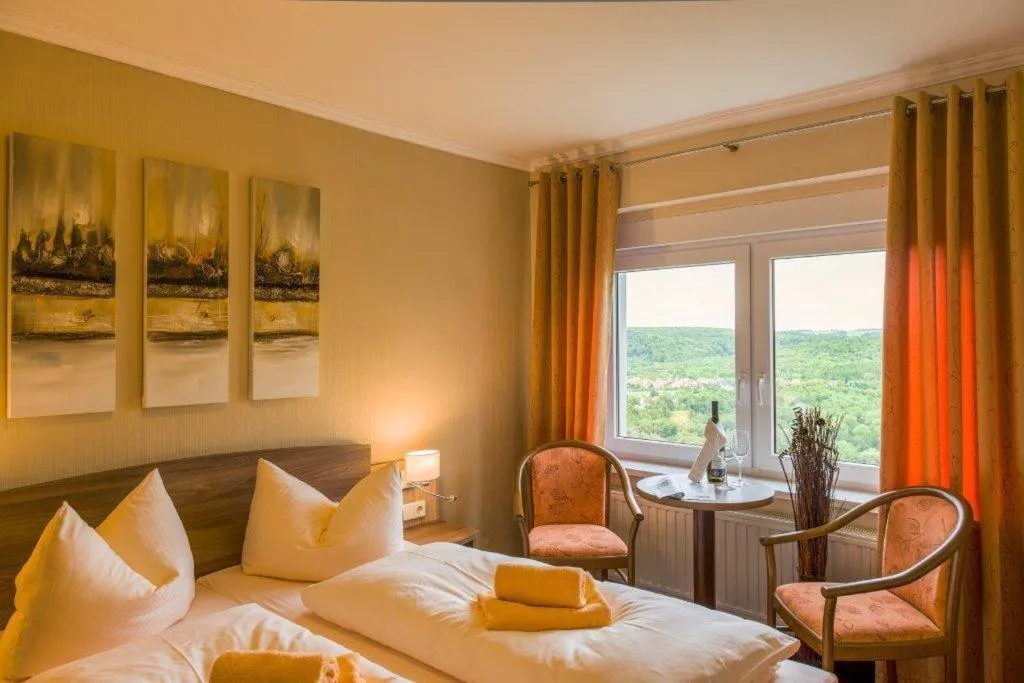Twin Room with City View in Berghotel Wilhelmsburg