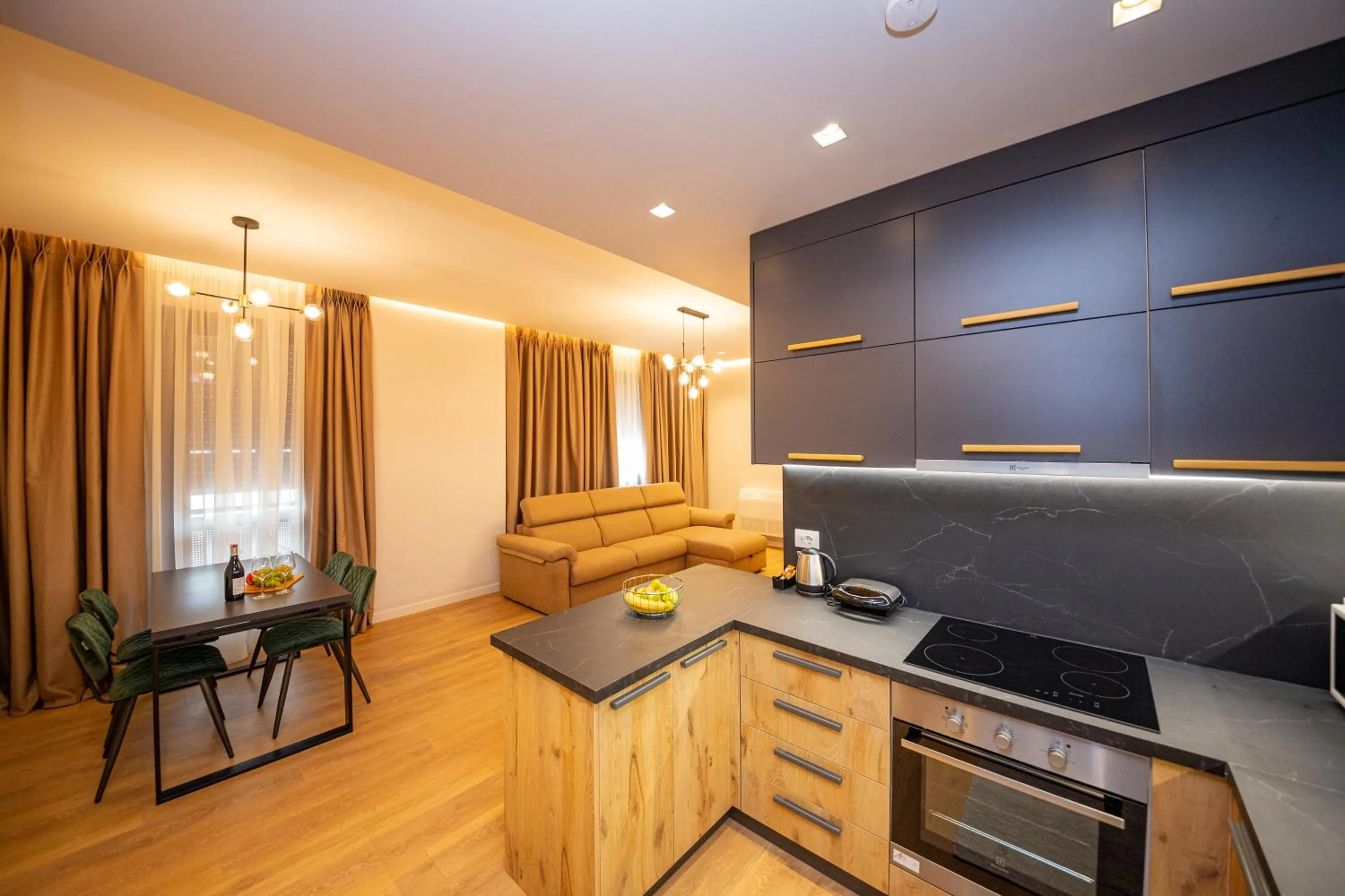 Kitchen or kitchenette in Central Chic Apartments