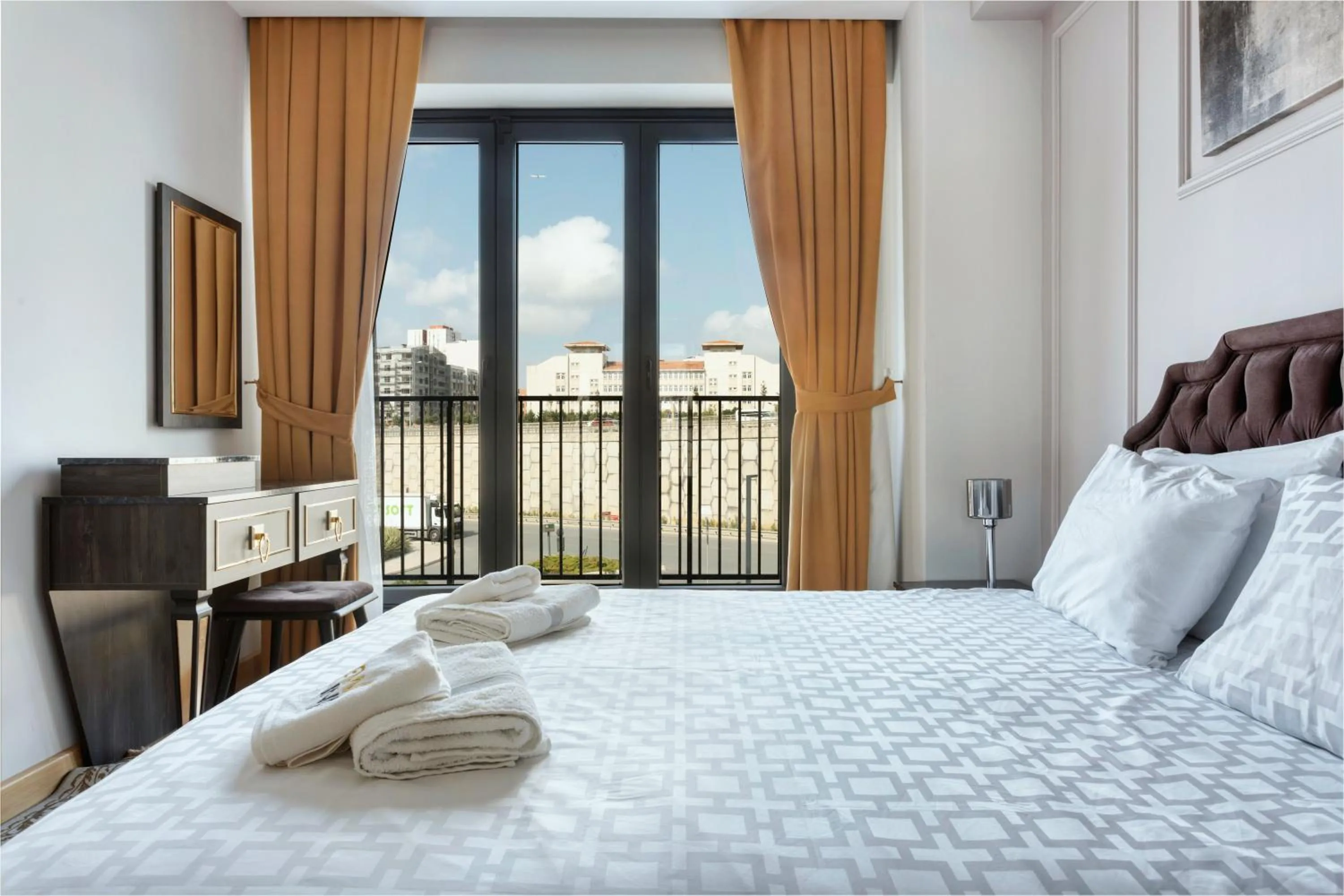 Bed in Grand Residence by NewInn