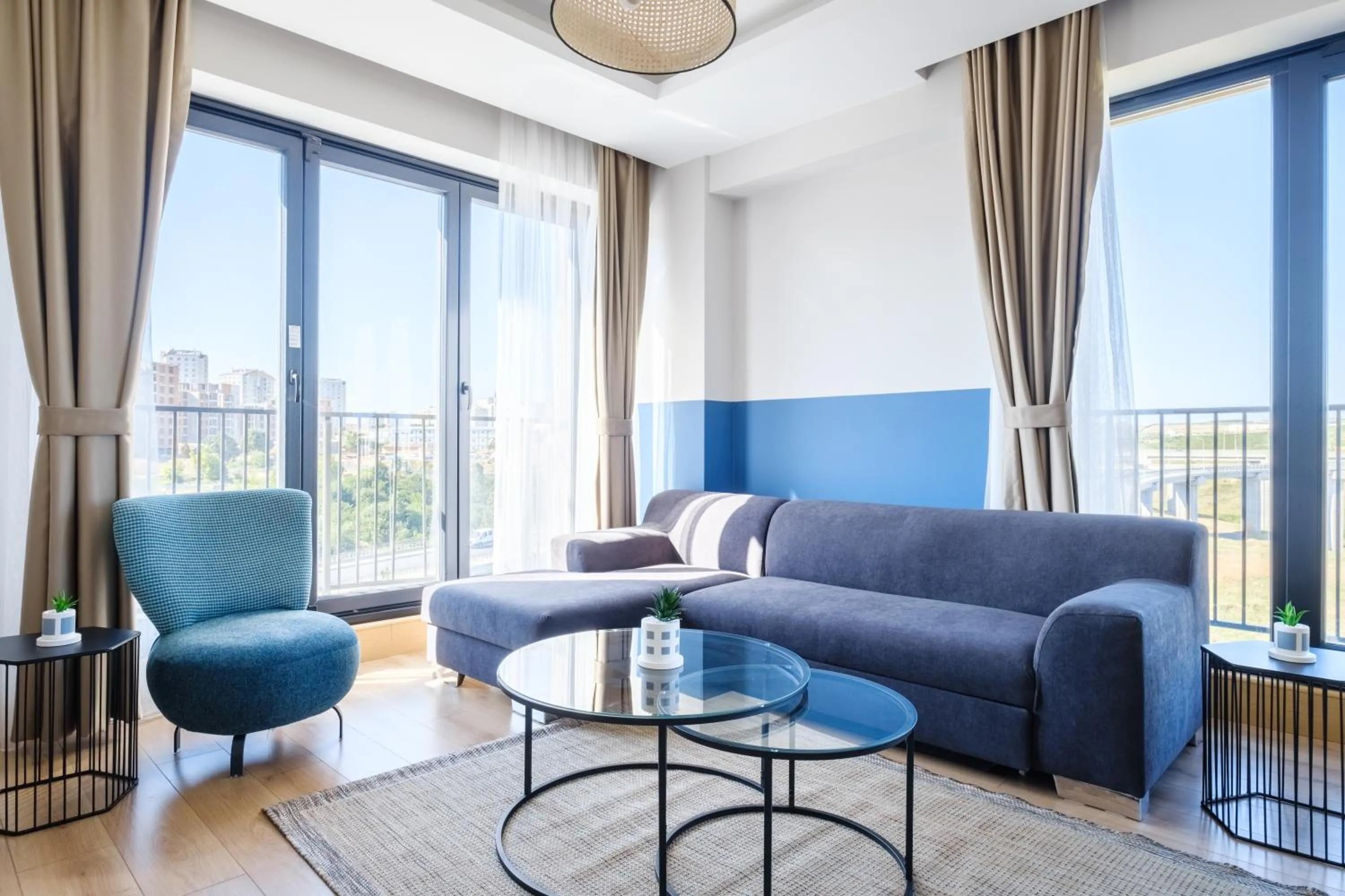 Living room in Grand Residence by NewInn