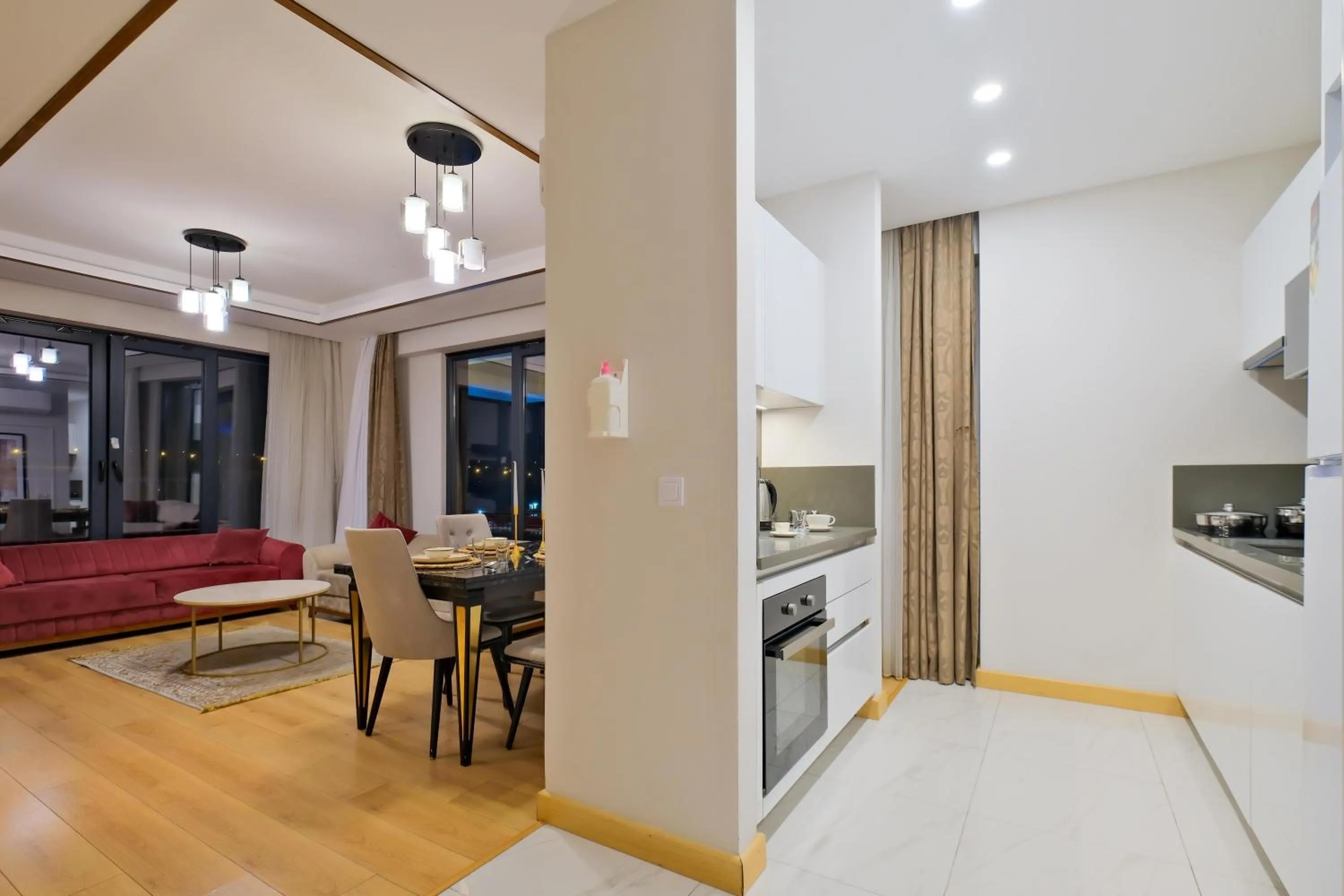 Kitchen or kitchenette in Grand Residence by NewInn