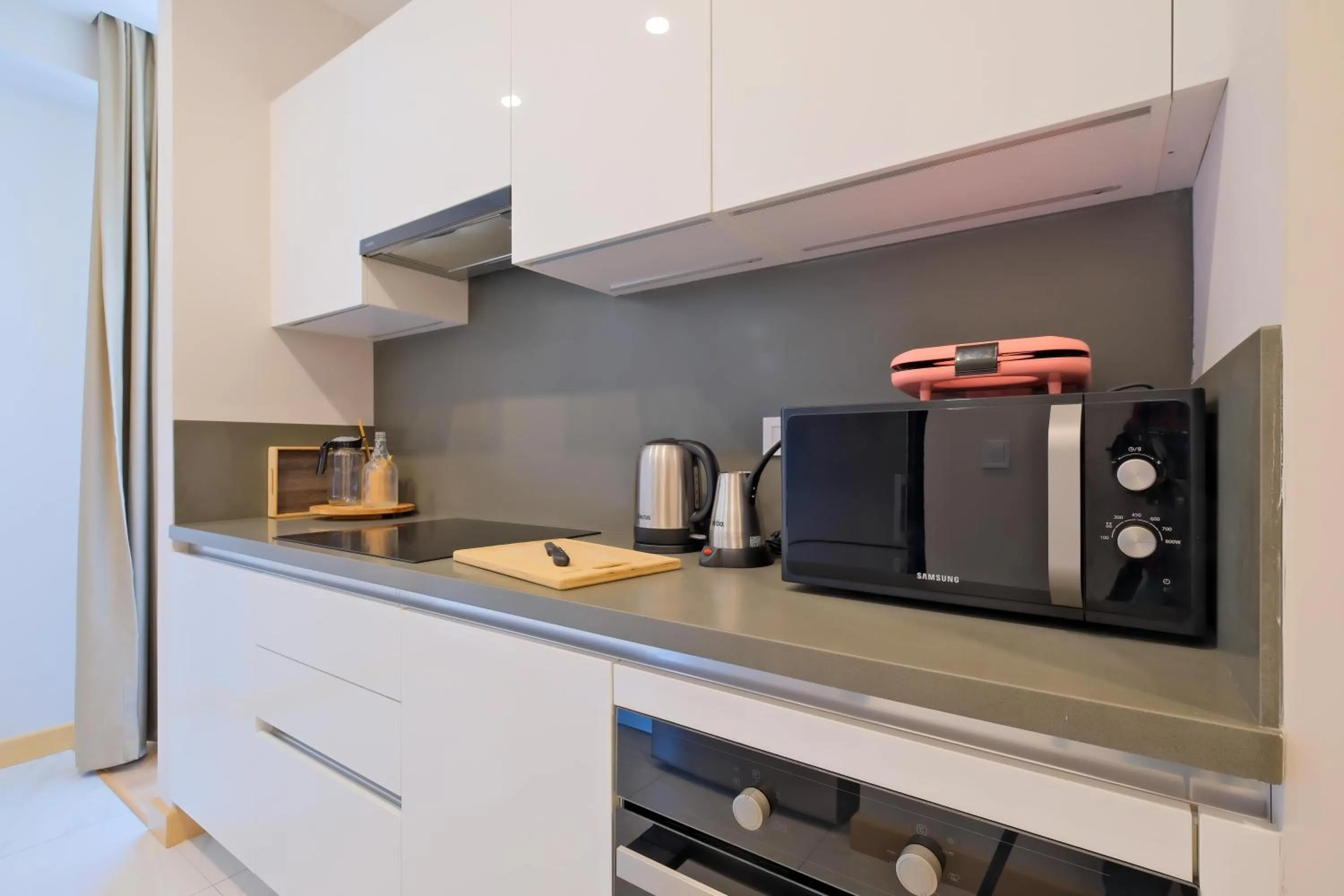 Coffee/tea facilities in Grand Residence by NewInn