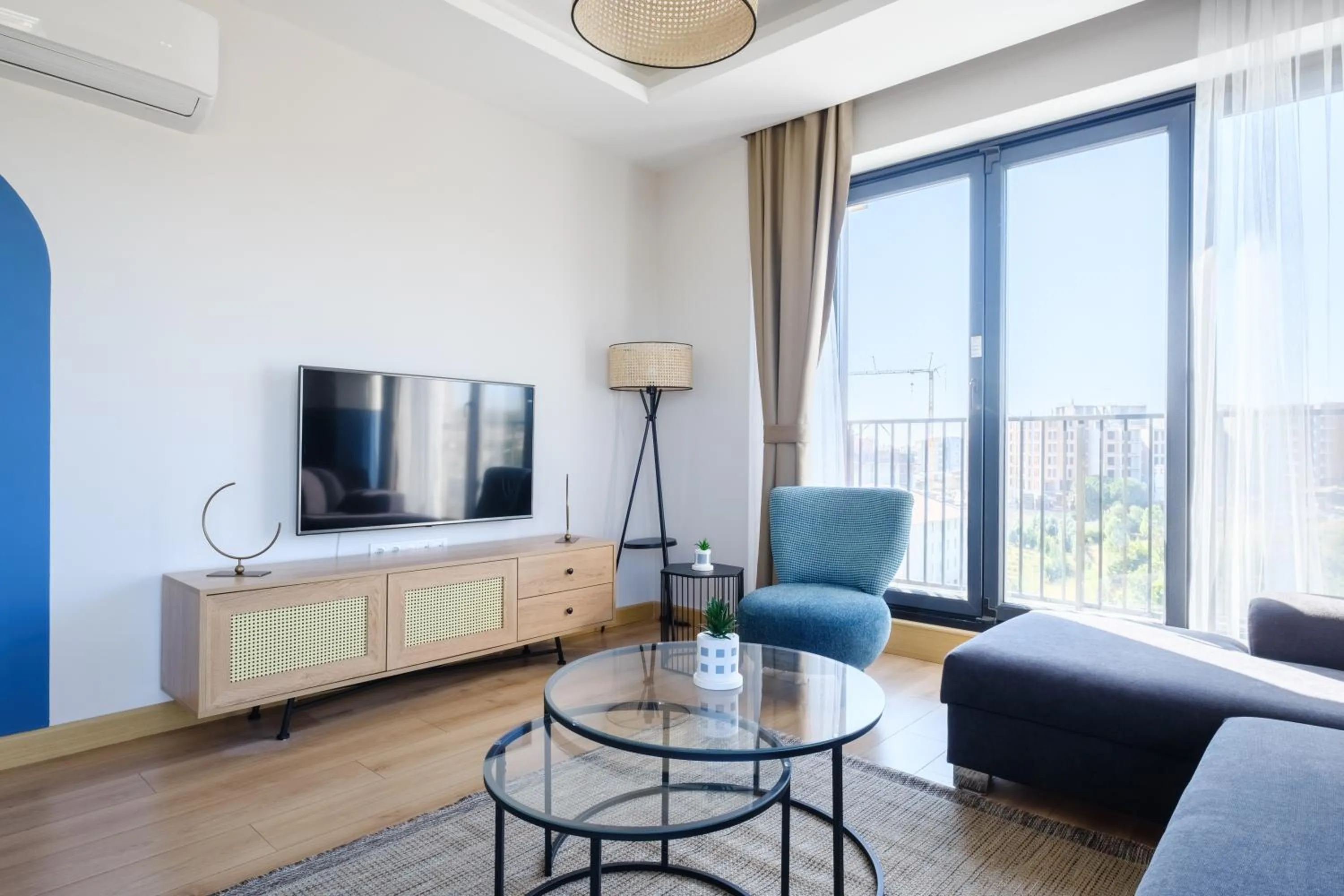 TV and multimedia in Grand Residence by NewInn