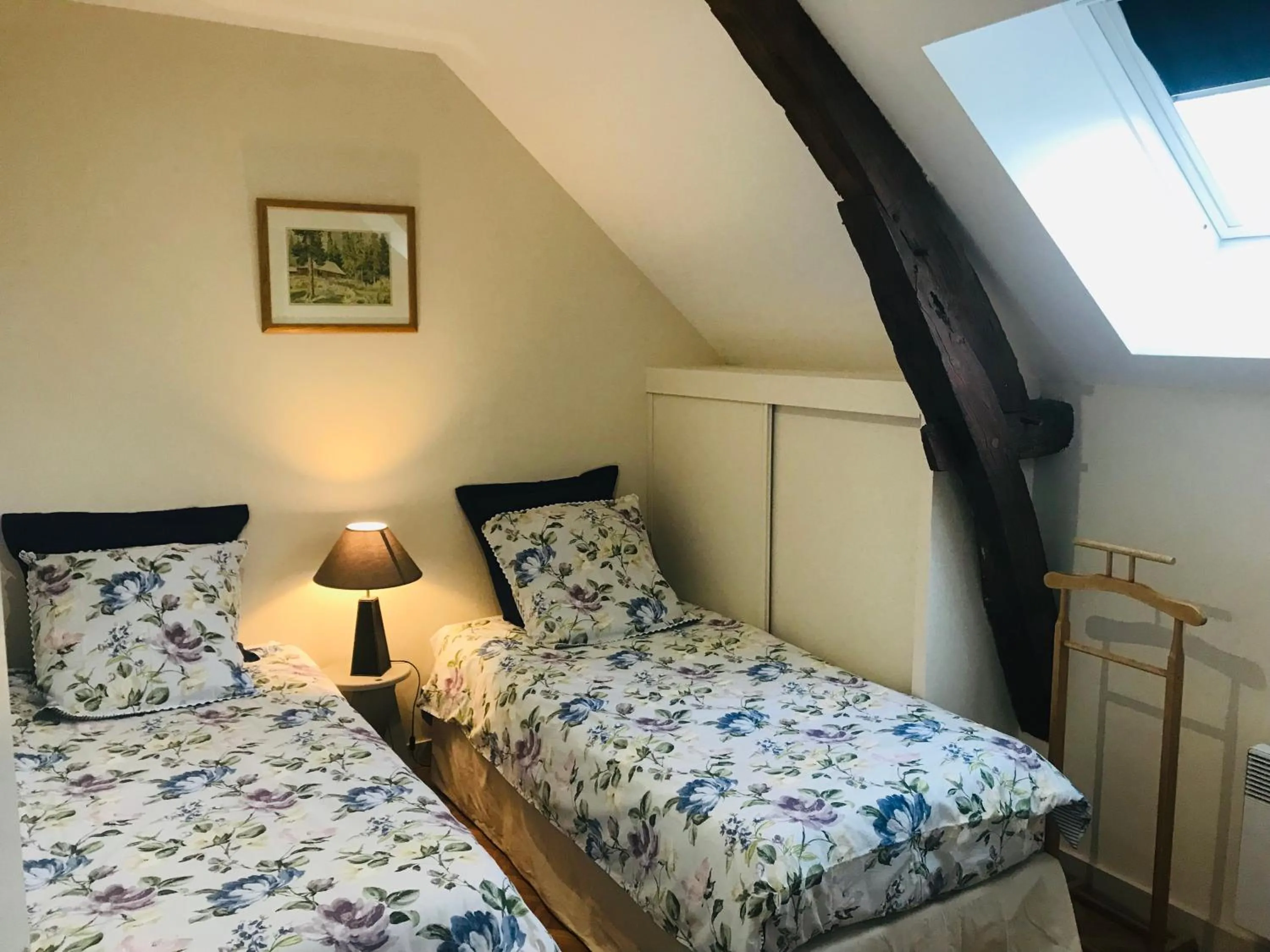 Bathroom, Bed in Loire Valley Cottages
