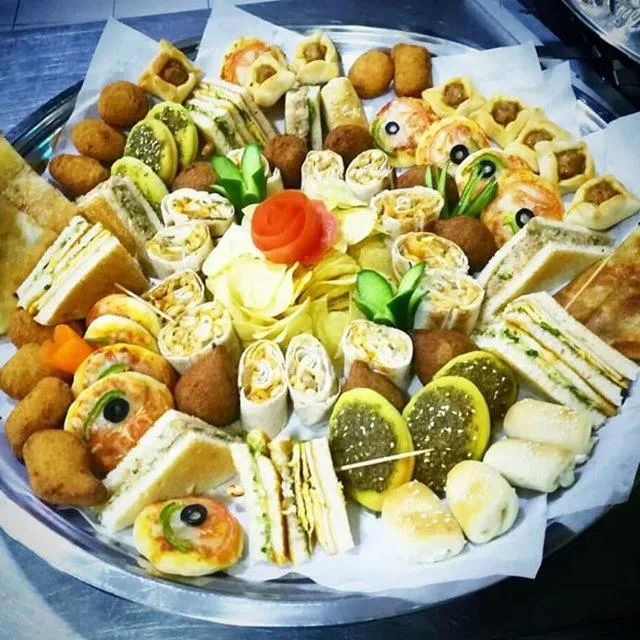 Food in Daraysh Hotel
