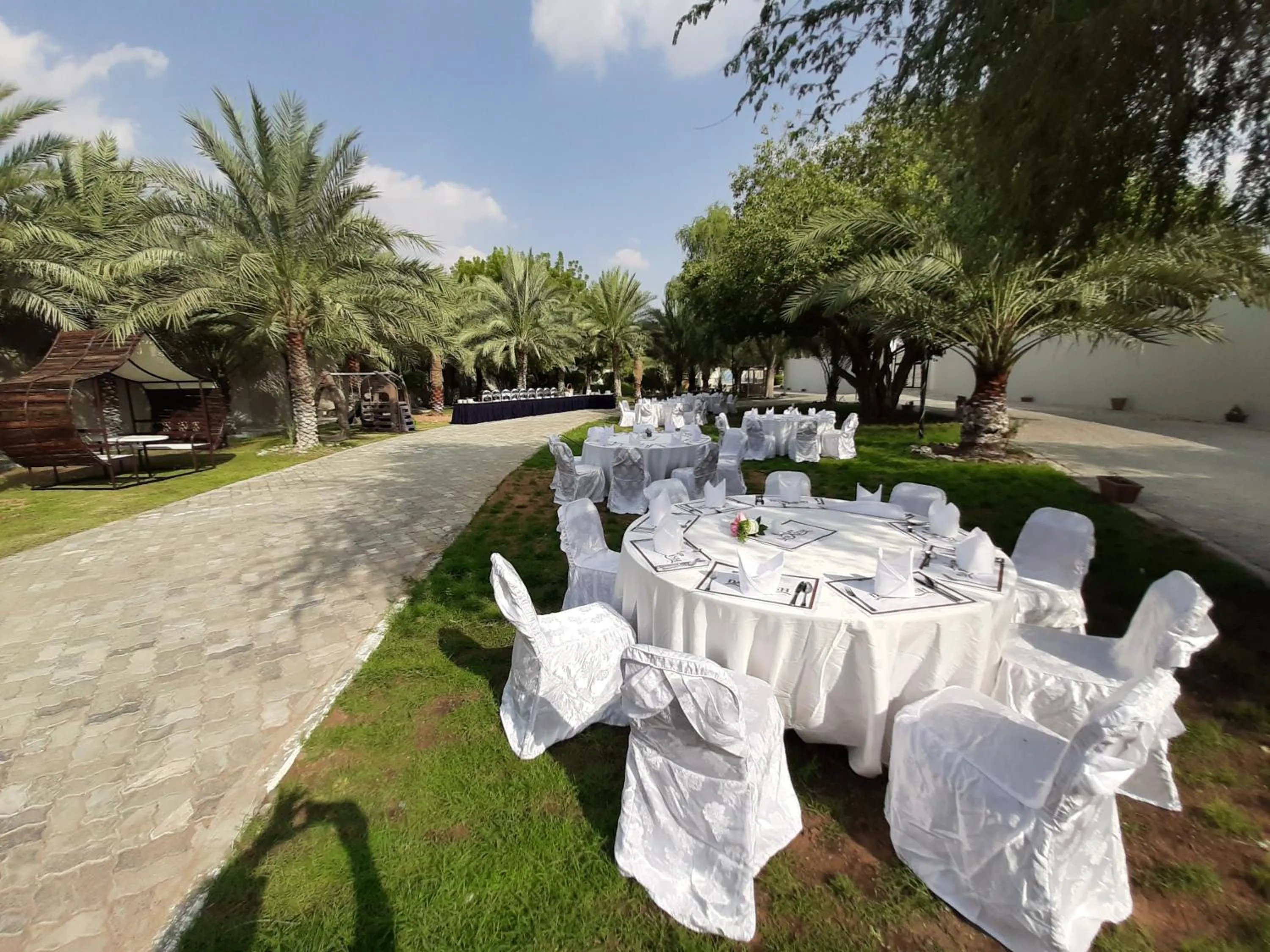 Garden in Daraysh Hotel