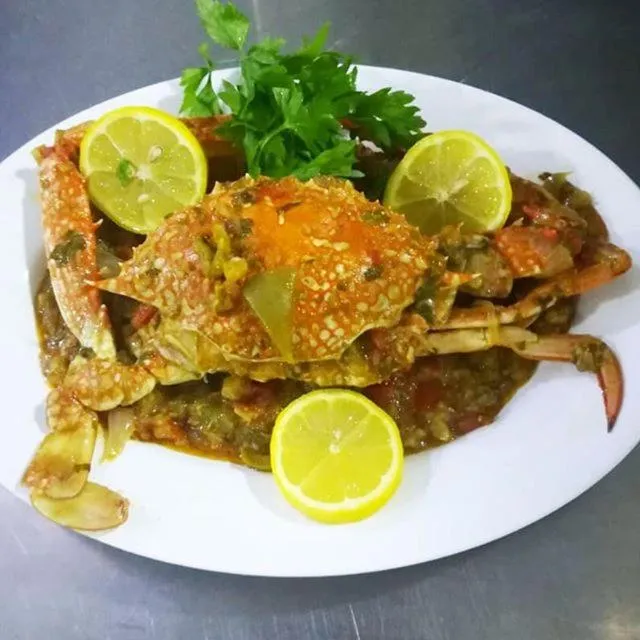 Food in Daraysh Hotel