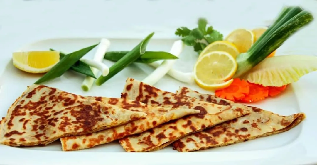 Food in Daraysh Hotel