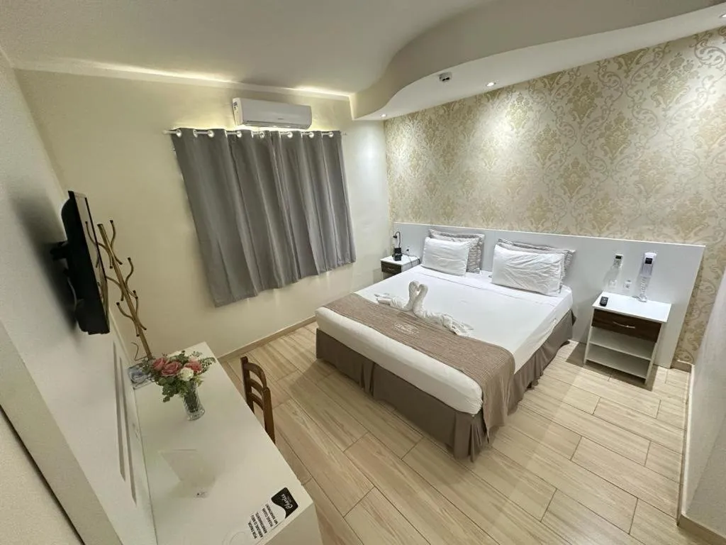 Deluxe Single Room - single occupancy in Charles Hotel