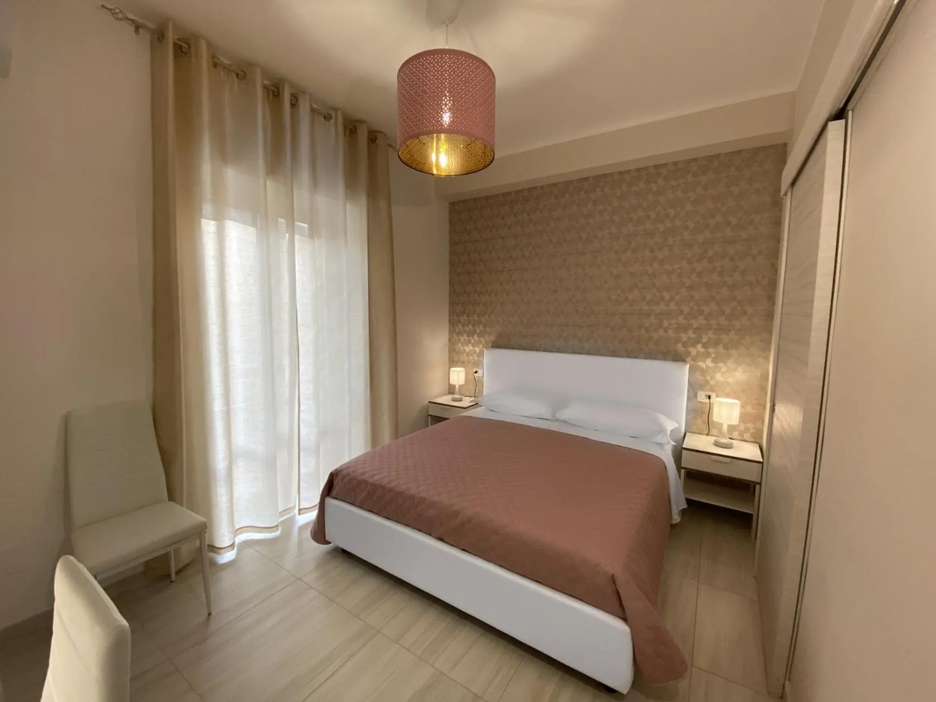 Bed in B&B Enjoy Happyness