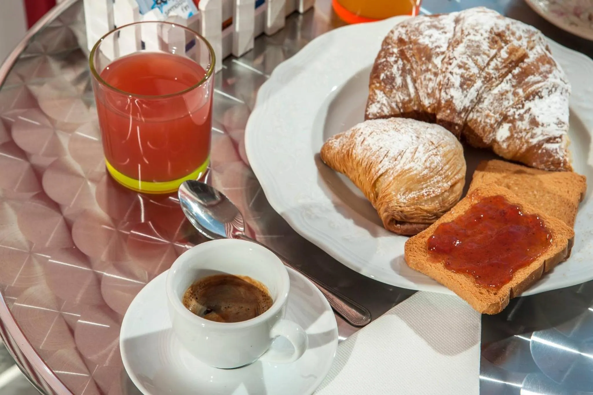 Italian breakfast in B&B Enjoy Happyness