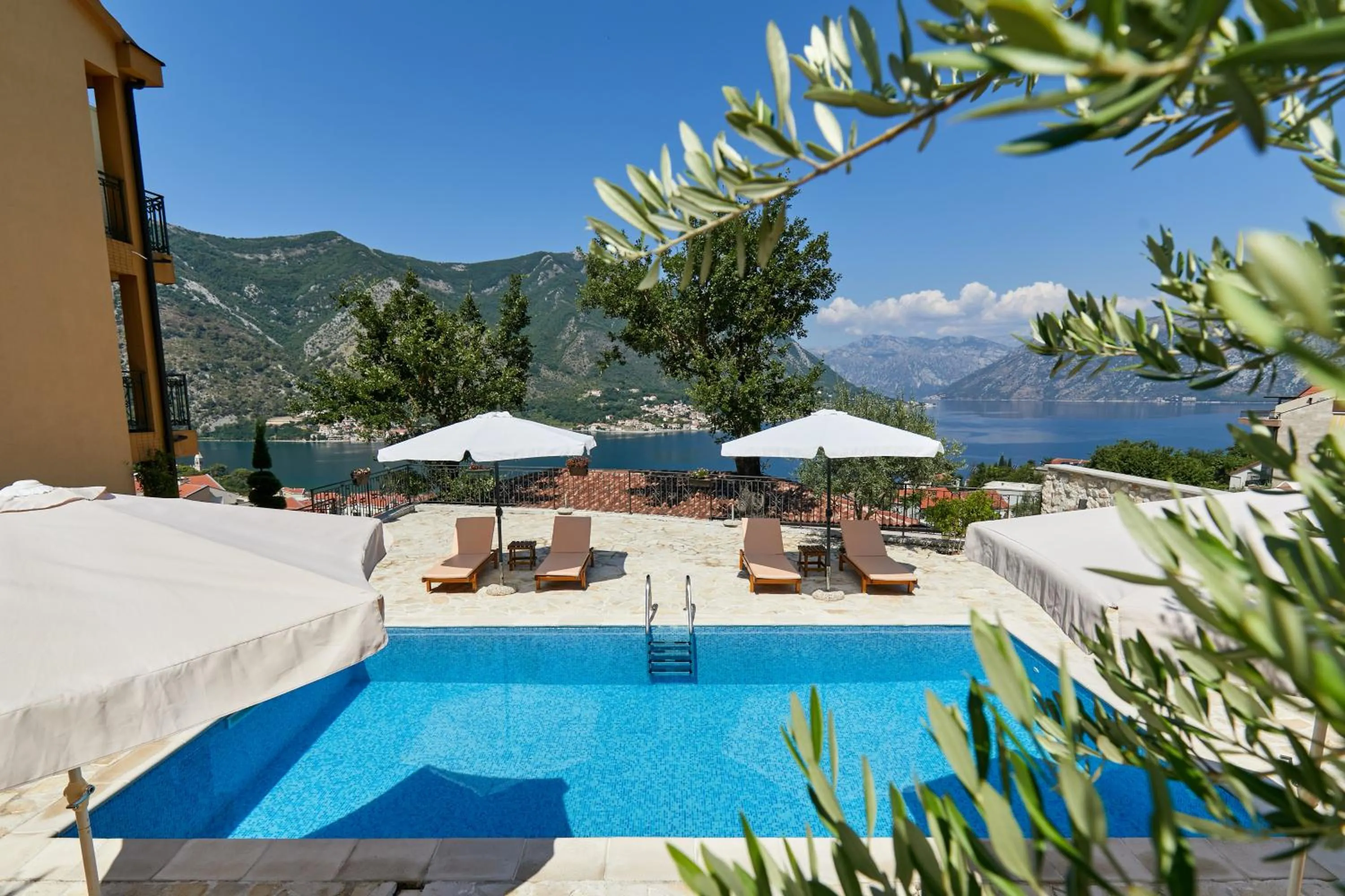 Our Sunset Apartments with Pool and Sea View