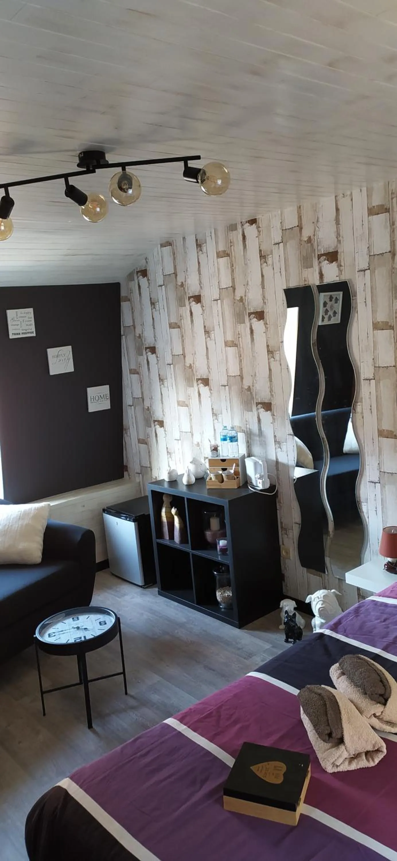 Photo of the whole room, Bed in Le Valhento