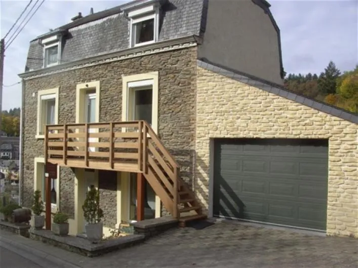 Property building in Le Valhento