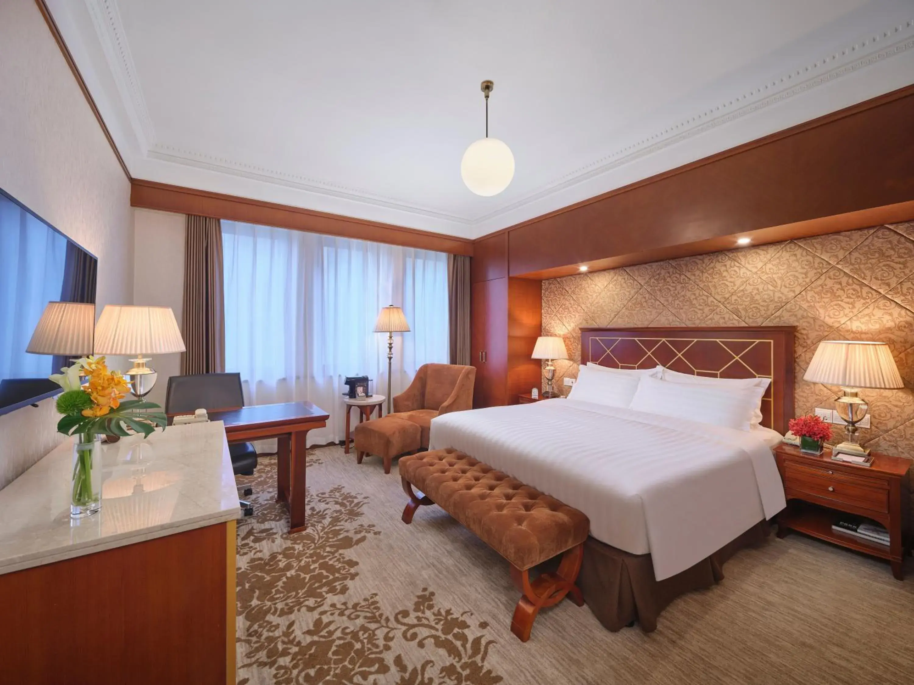 Deluxe Double Room in Shanghai Park Hotel - Hudec Excellent Historical Building - Priority Access for Classic Butterfly Cookies Without queuing to guests Deluxe Double Room in Shanghai Park Hotel - Hudec Excellent Historical Building - Priority Access for Classic Butterfly Cookies Without queuing to guests