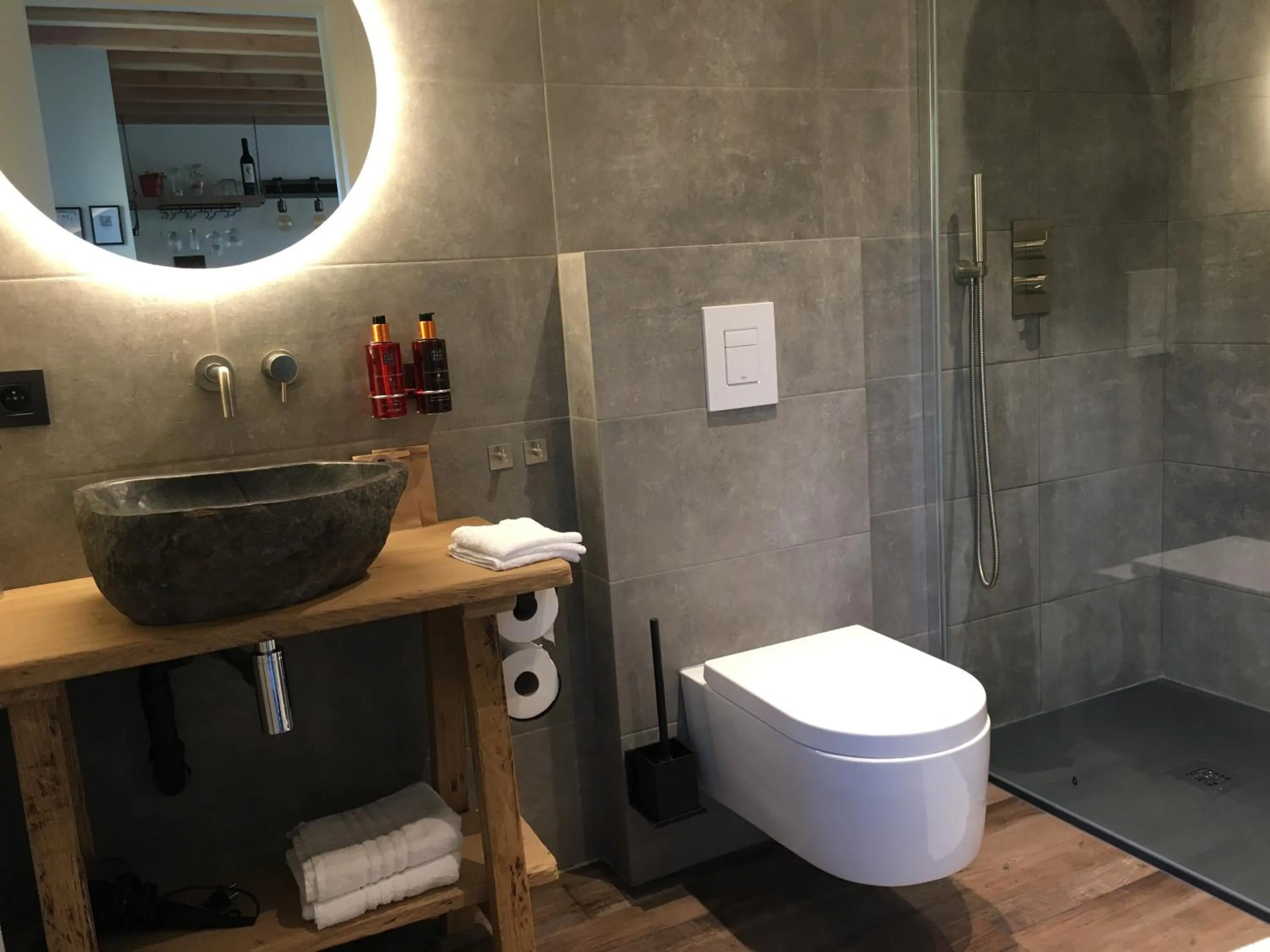 Bathroom in B&B Sint-Mariaburg