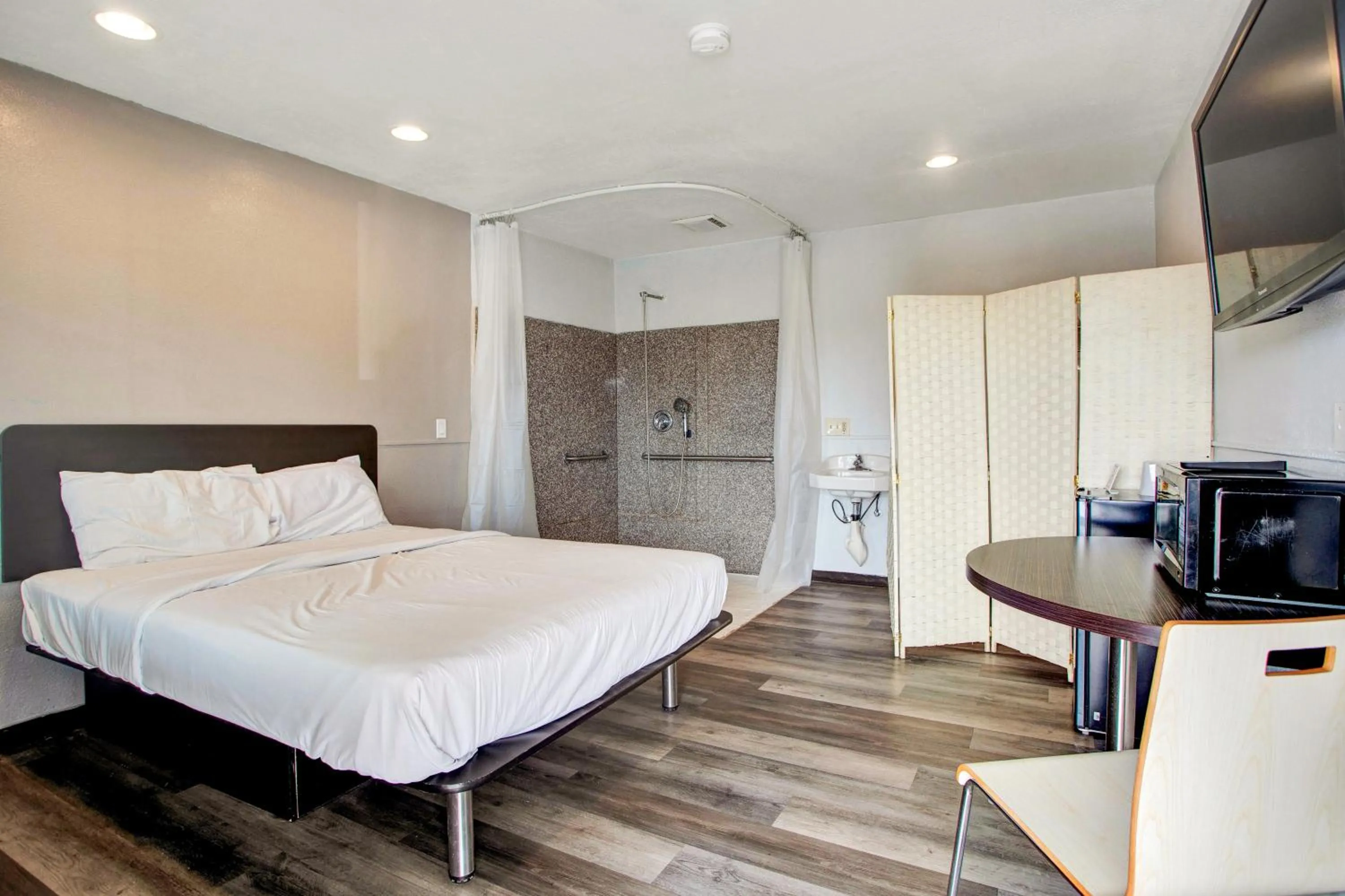 Bed in High Desert Inn