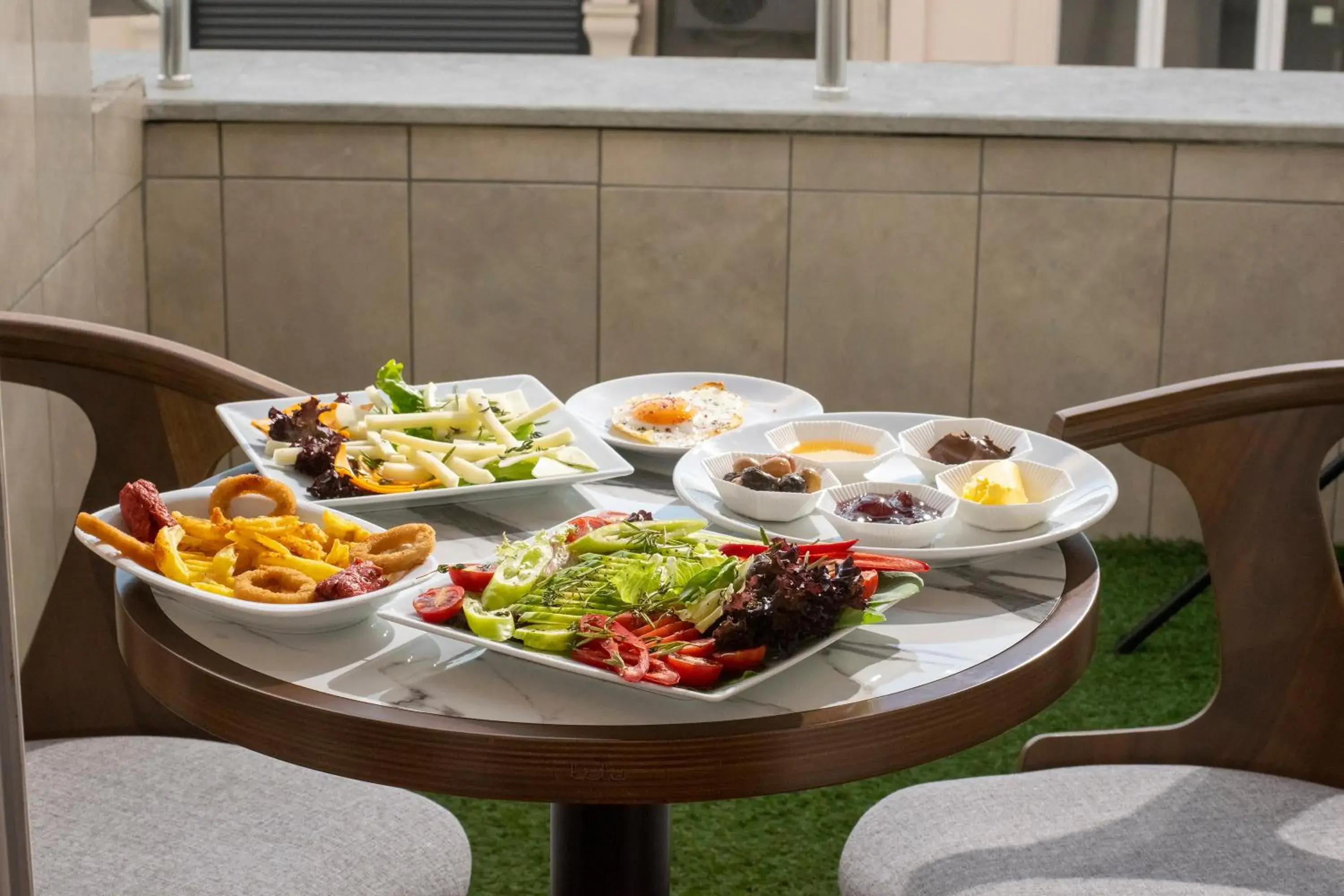 Food and drinks in Vitabella Suites Food and drinks in Vitabella Suites