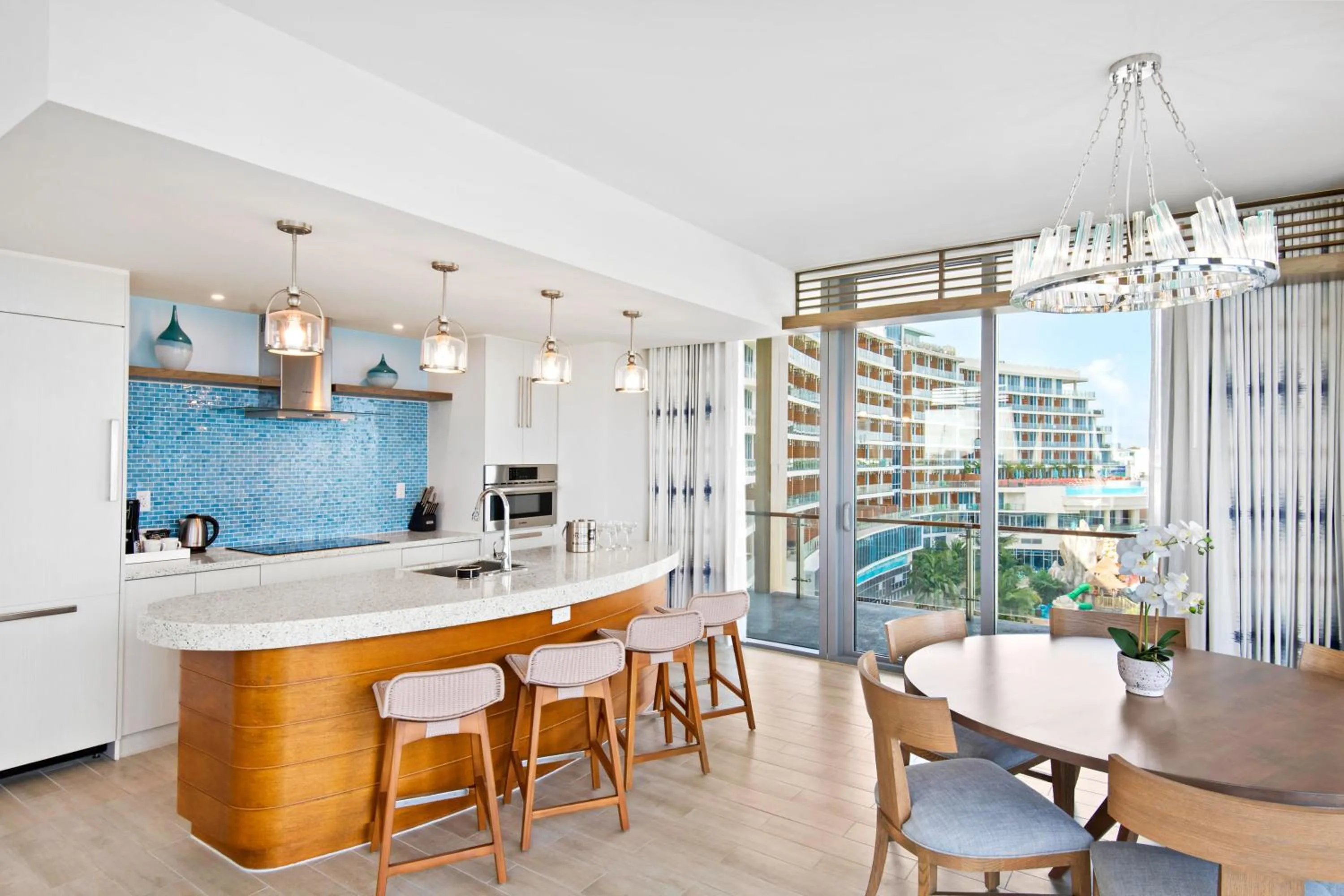 Kitchen or kitchenette in Margaritaville Beach Resort Nassau