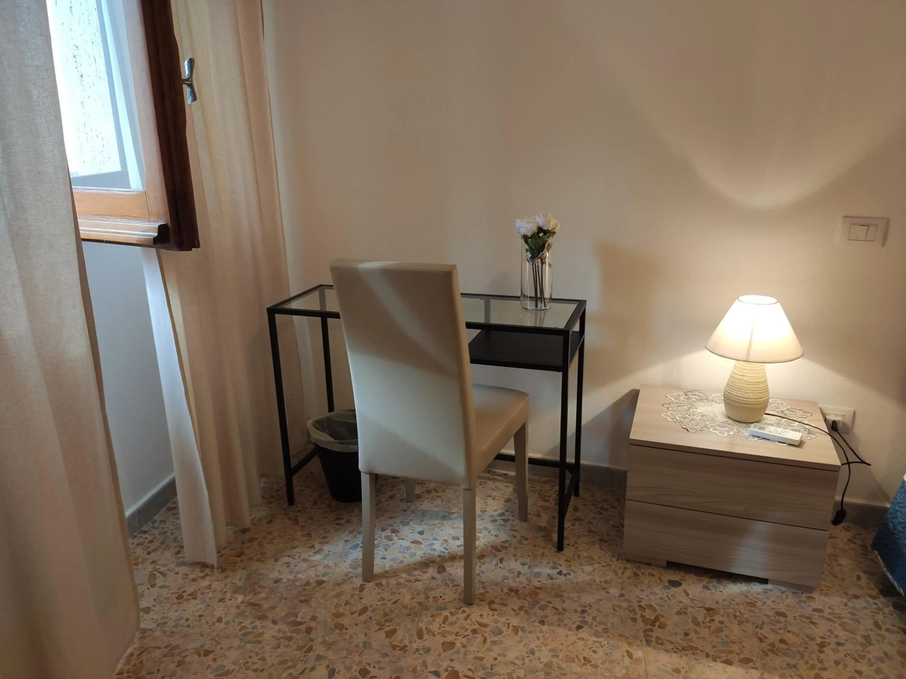 Photo of the whole room in B&B 24 Maggio