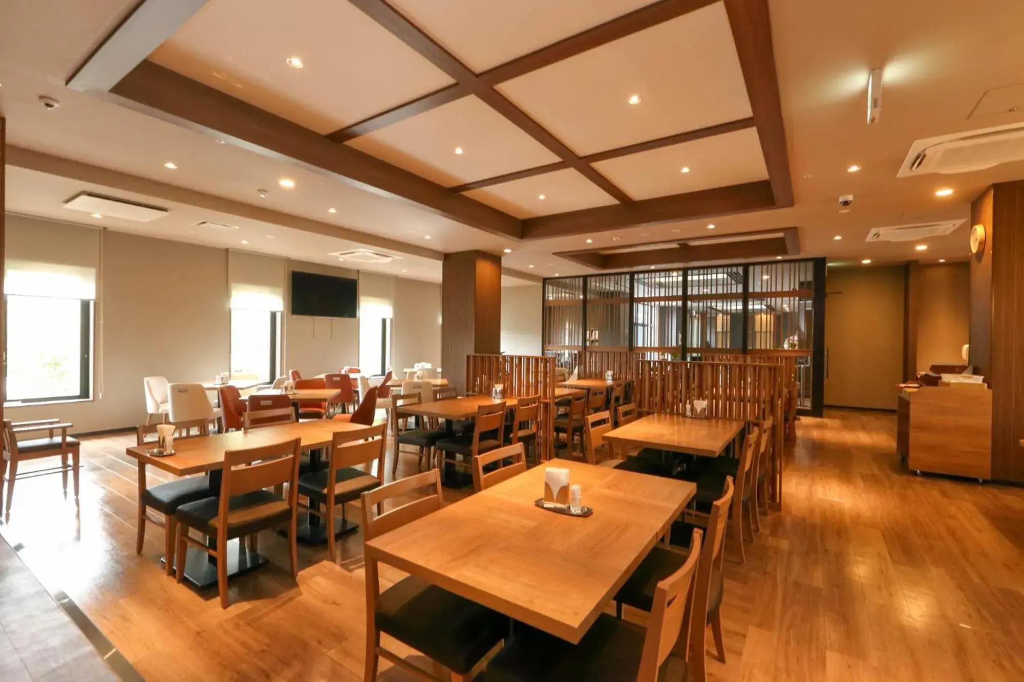 Restaurant/places to eat in Route Inn Grantia Tokai Spa&Relaxation Restaurant/places to eat in Route Inn Grantia Tokai Spa&Relaxation