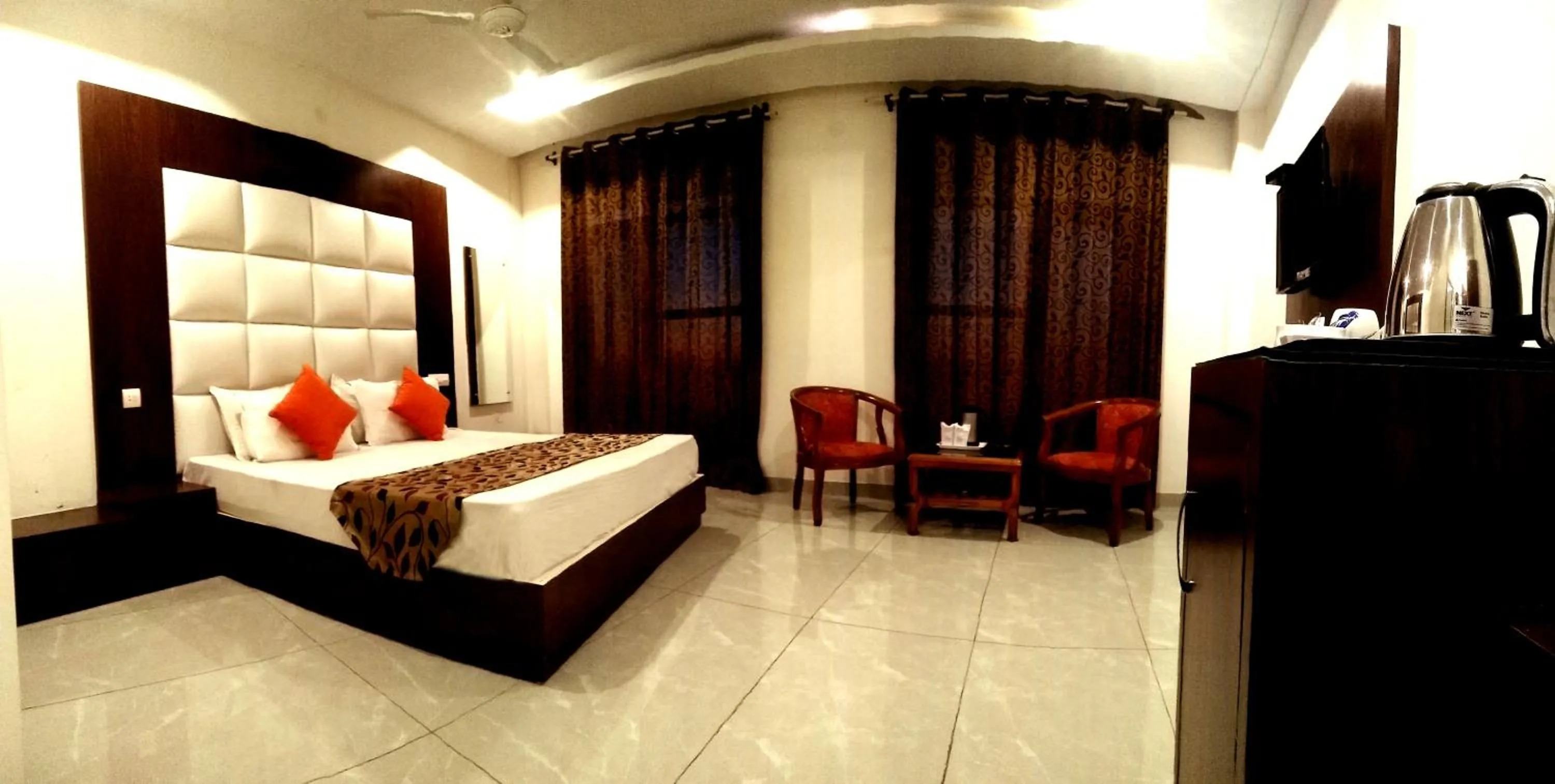 Coffee/tea facilities in Hotel Vatika - the riverside resort