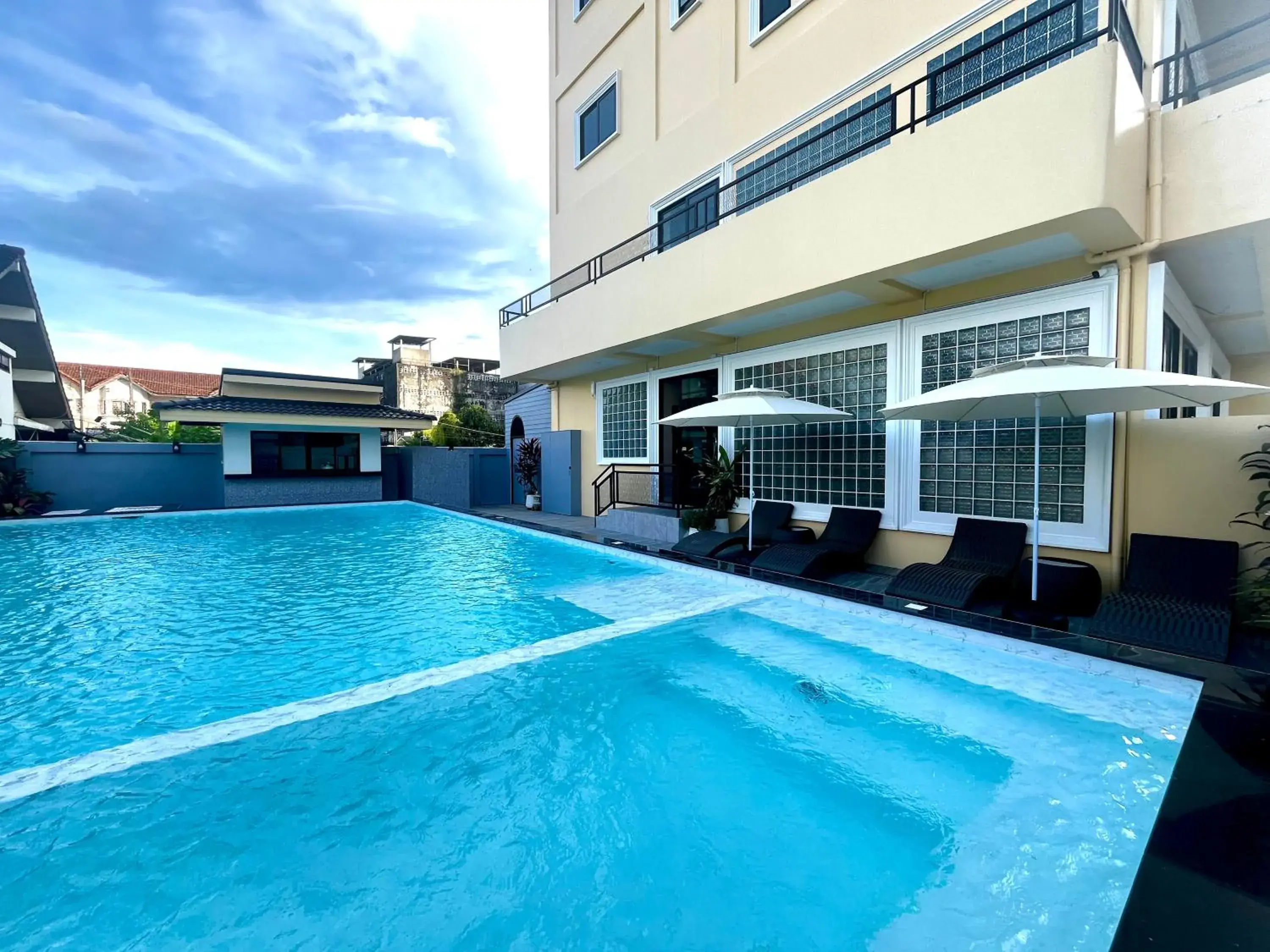 Swimming pool in USABAI Riverside Boutique Hotel Swimming pool in USABAI Riverside Boutique Hotel