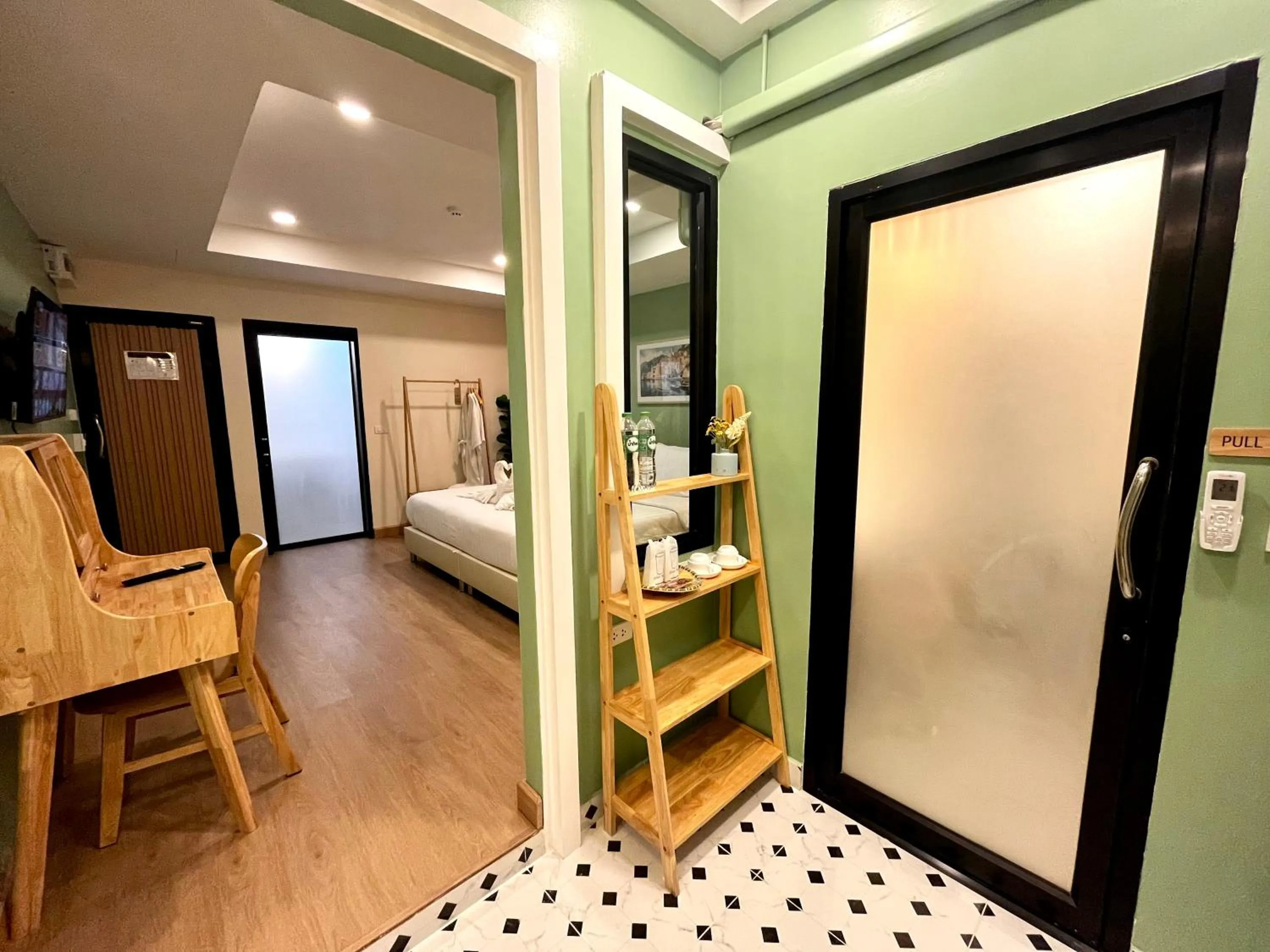 Coffee/tea facilities, Bed in USABAI Riverside Boutique Hotel